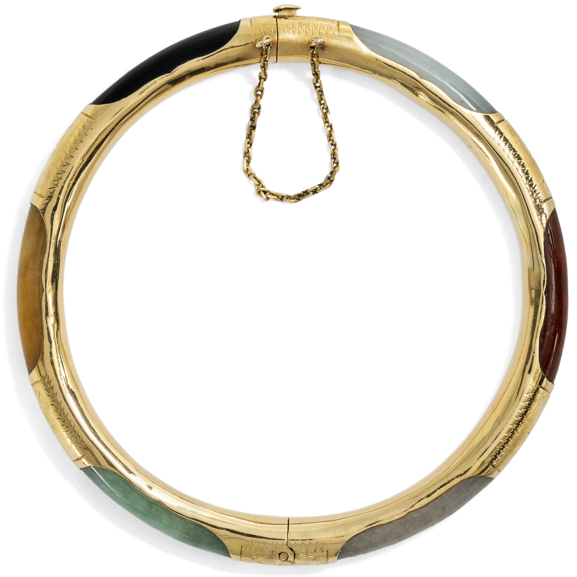 Schöner vintage Armreif mit verschiedenfarbiger Jade in Gold, um 1970 Schöner vintage Armreif mit verschiedenfarbiger Jade in Gold, um 1970