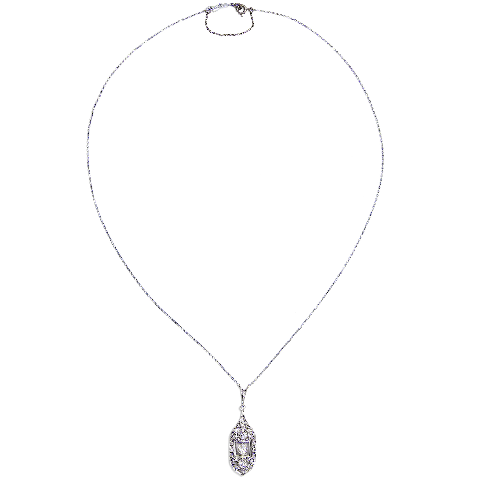 Zartes Collier des Art Déco mit Diamanten in Platin & Weißgold, um 1925 Zartes Collier des Art Déco mit Diamanten in Platin & Weißgold, um 1925