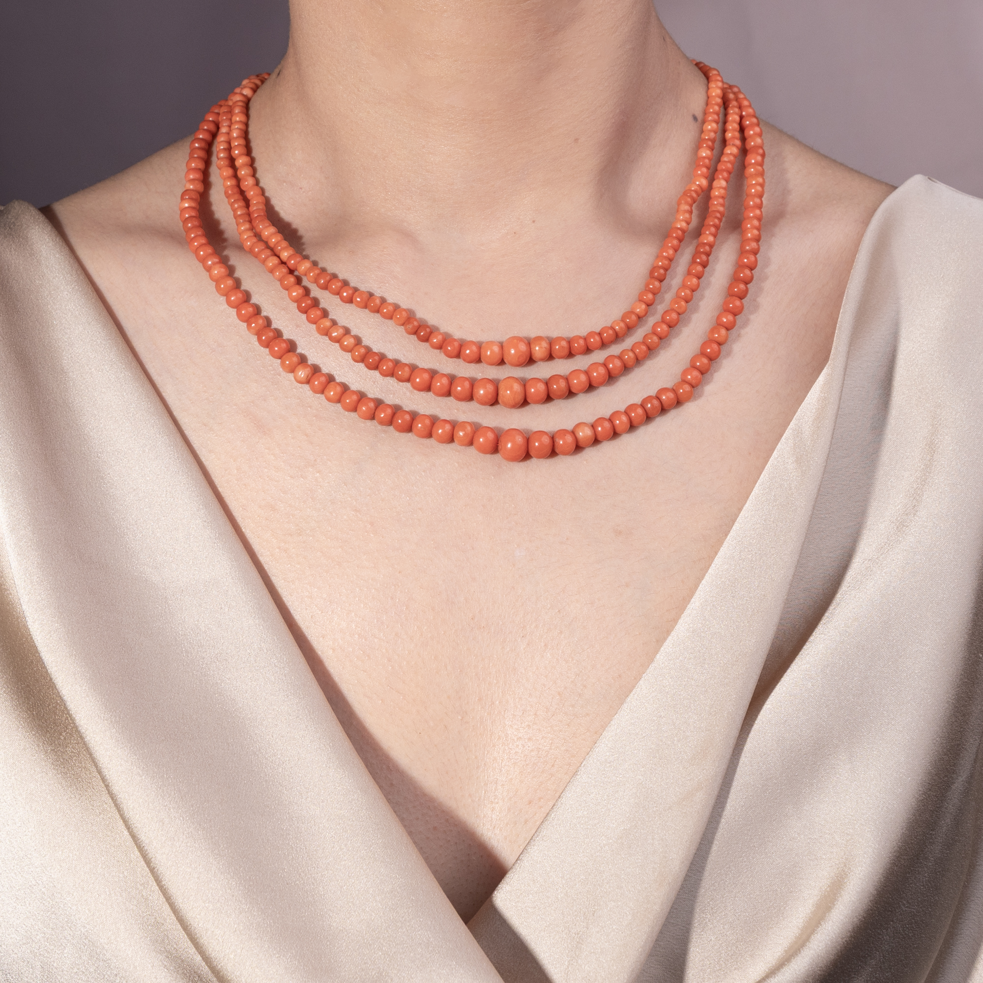 Antique Necklace Made of Three Rows of "Corallo Sciacca", Italy, c. 1900 Antique Necklace Made of Three Rows of "Corallo Sciacca", Italy, c. 1900