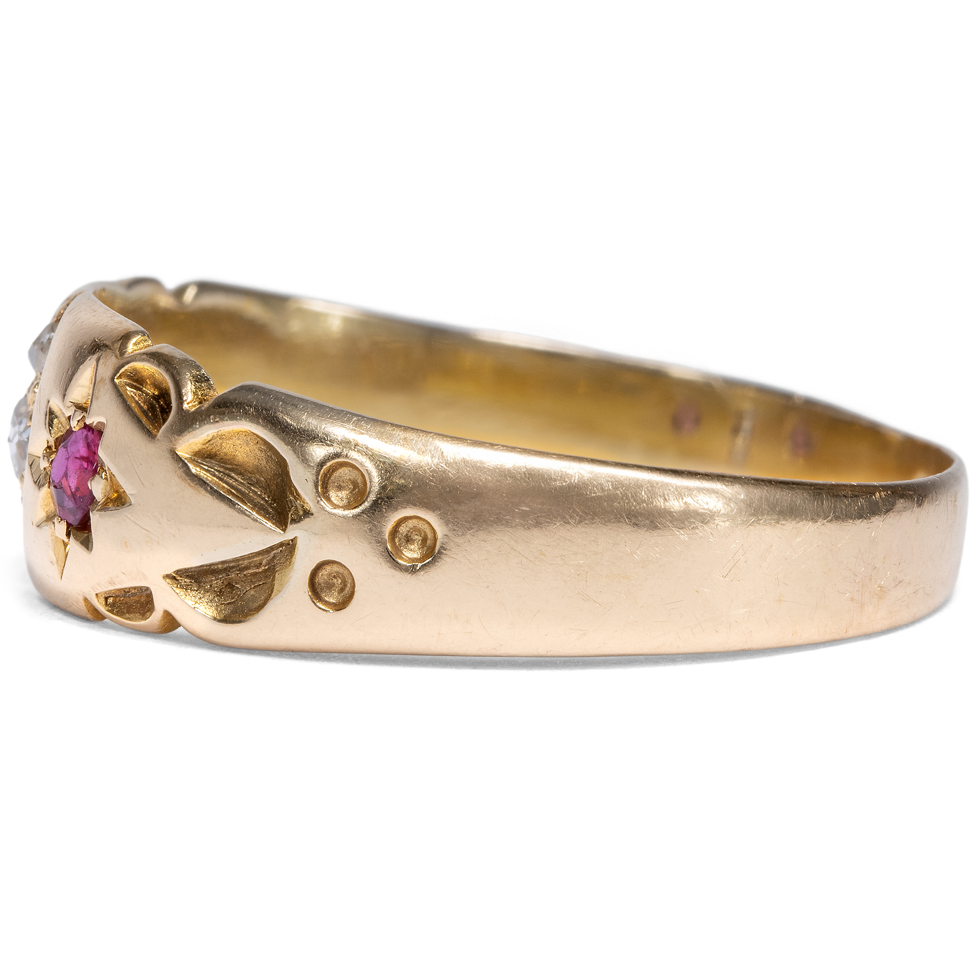 Stilvoller Bandring mit Rubinen & Diamanten in Gold, Birmingham 1901 Stilvoller Bandring mit Rubinen & Diamanten in Gold, Birmingham 1901