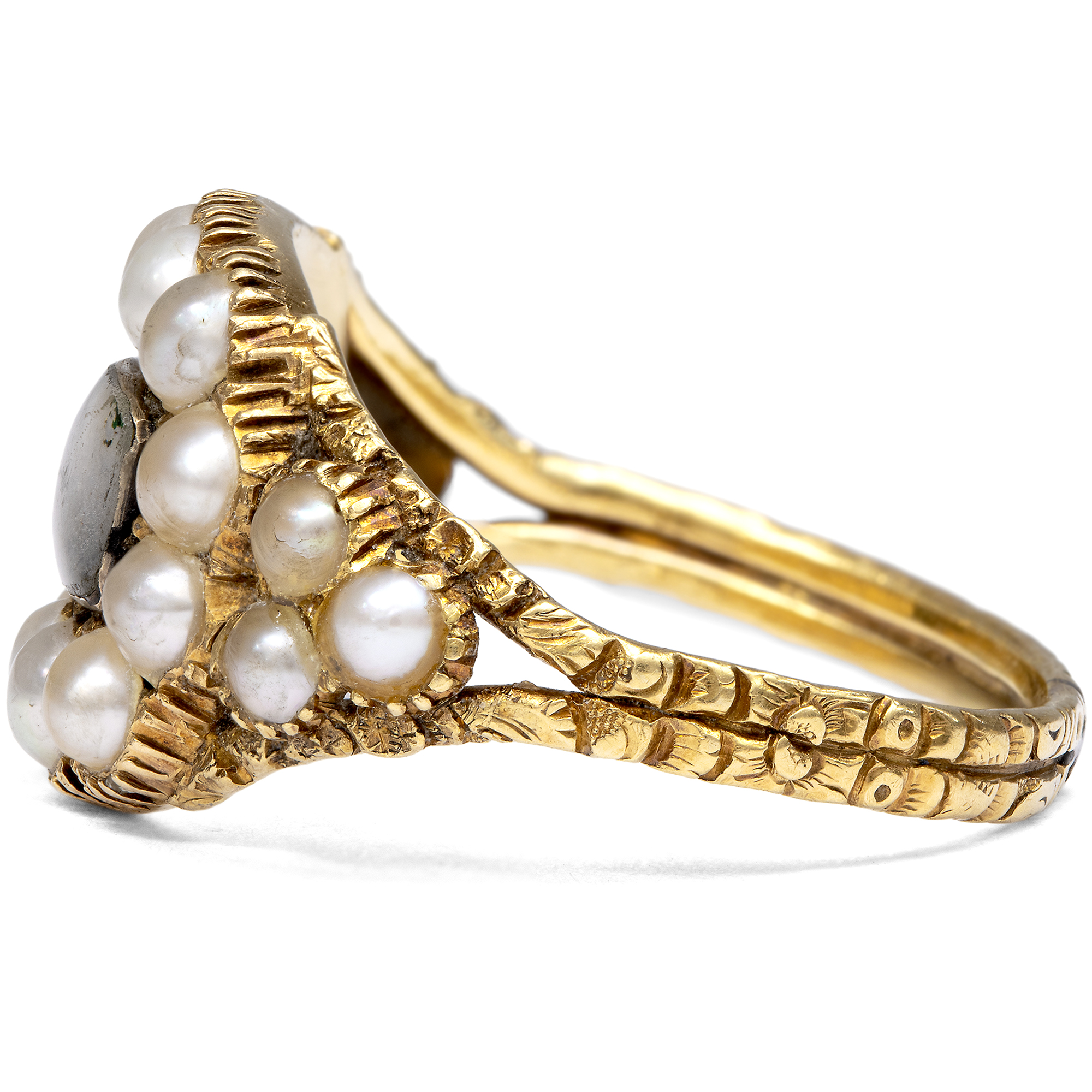 Früh-viktorianischer Trauerring mit Perlen & Haareinlage in Gold, England, datiert 1838 Früh-viktorianischer Trauerring mit Perlen & Haareinlage in Gold, England, datiert 1838
