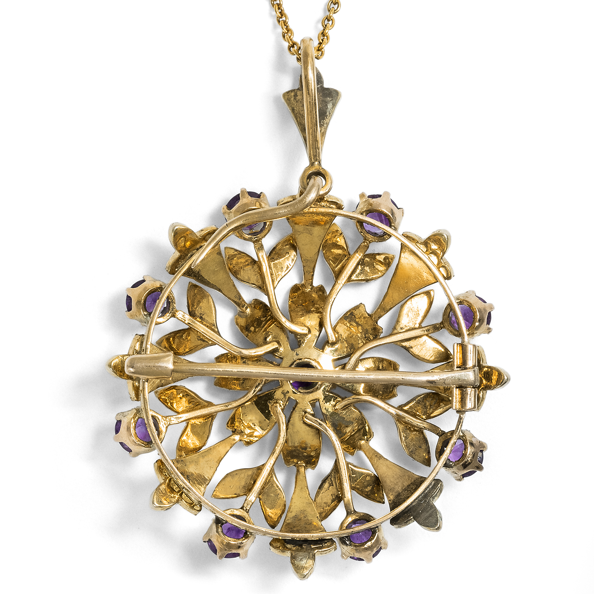 Antique British Pendant/Brooch with Amethysts & Pearls in Gold, c. 1900 Antique British Pendant/Brooch with Amethysts & Pearls in Gold, c. 1900