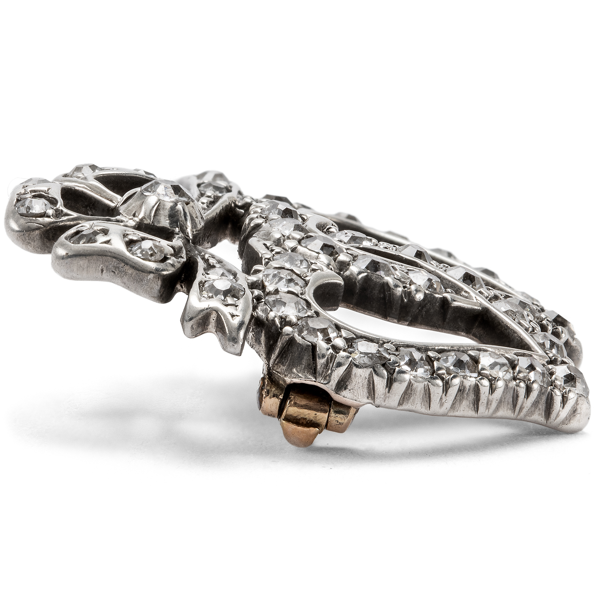 Romantische Brosche mit Diamanten in Silber auf Gold, um 1895 Romantische Brosche mit Diamanten in Silber auf Gold, um 1895