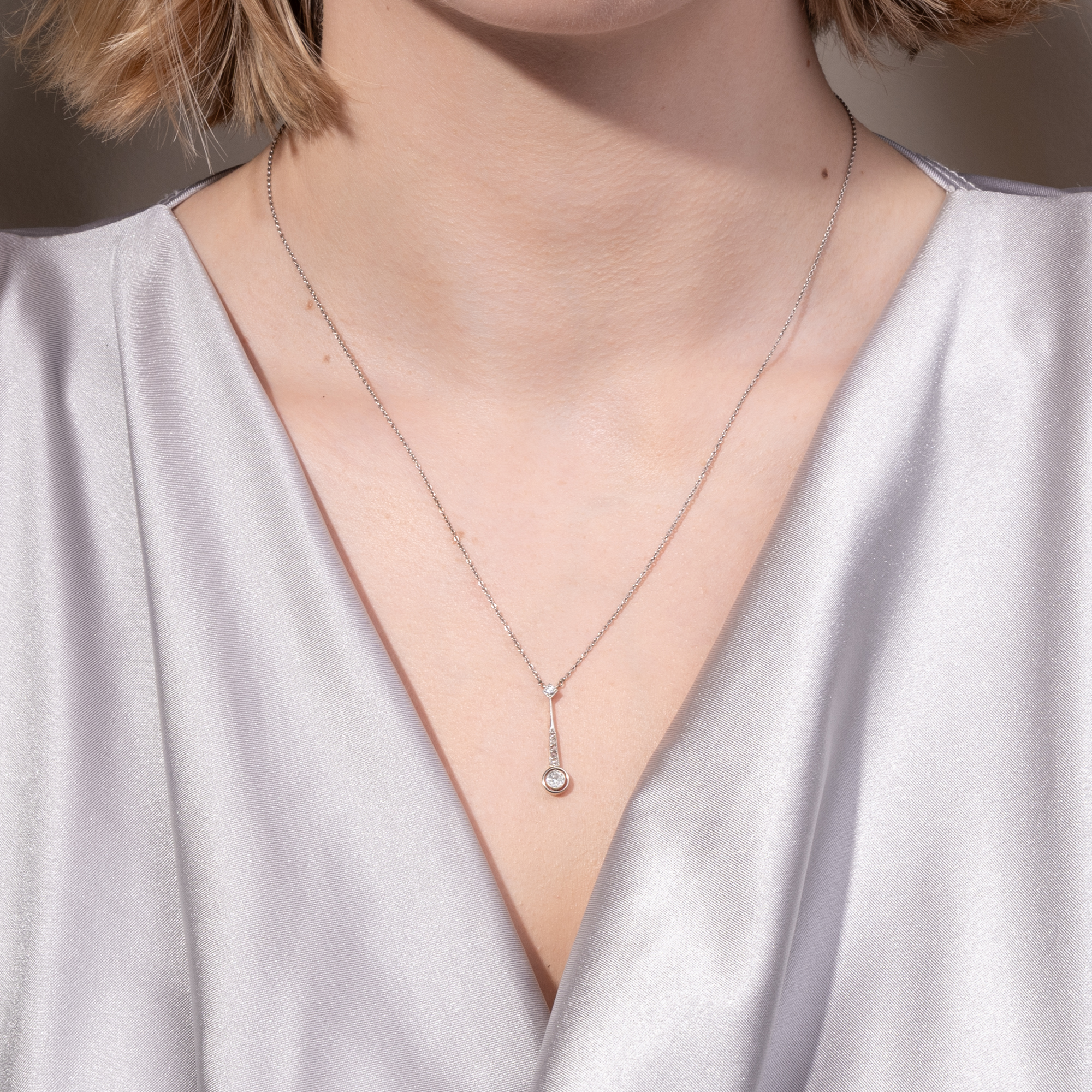 Antikes Collier mit Diamanten in Gold & Platin, um 1910 Antikes Collier mit Diamanten in Gold & Platin, um 1910