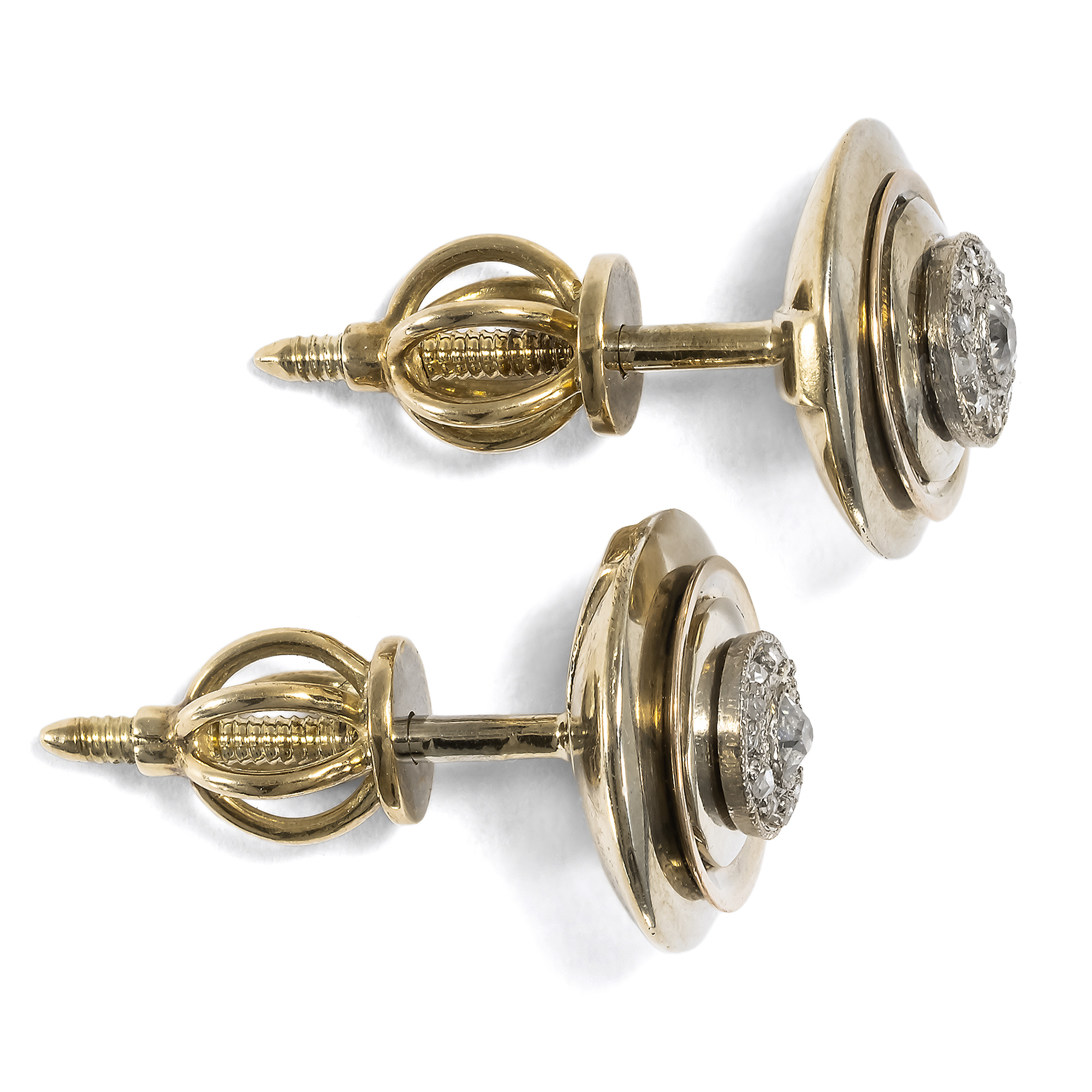 Schlichte Ohrstecker mit Diamanten in Platin & Gold, um 1930 & später Schlichte Ohrstecker mit Diamanten in Platin & Gold, um 1930 & später