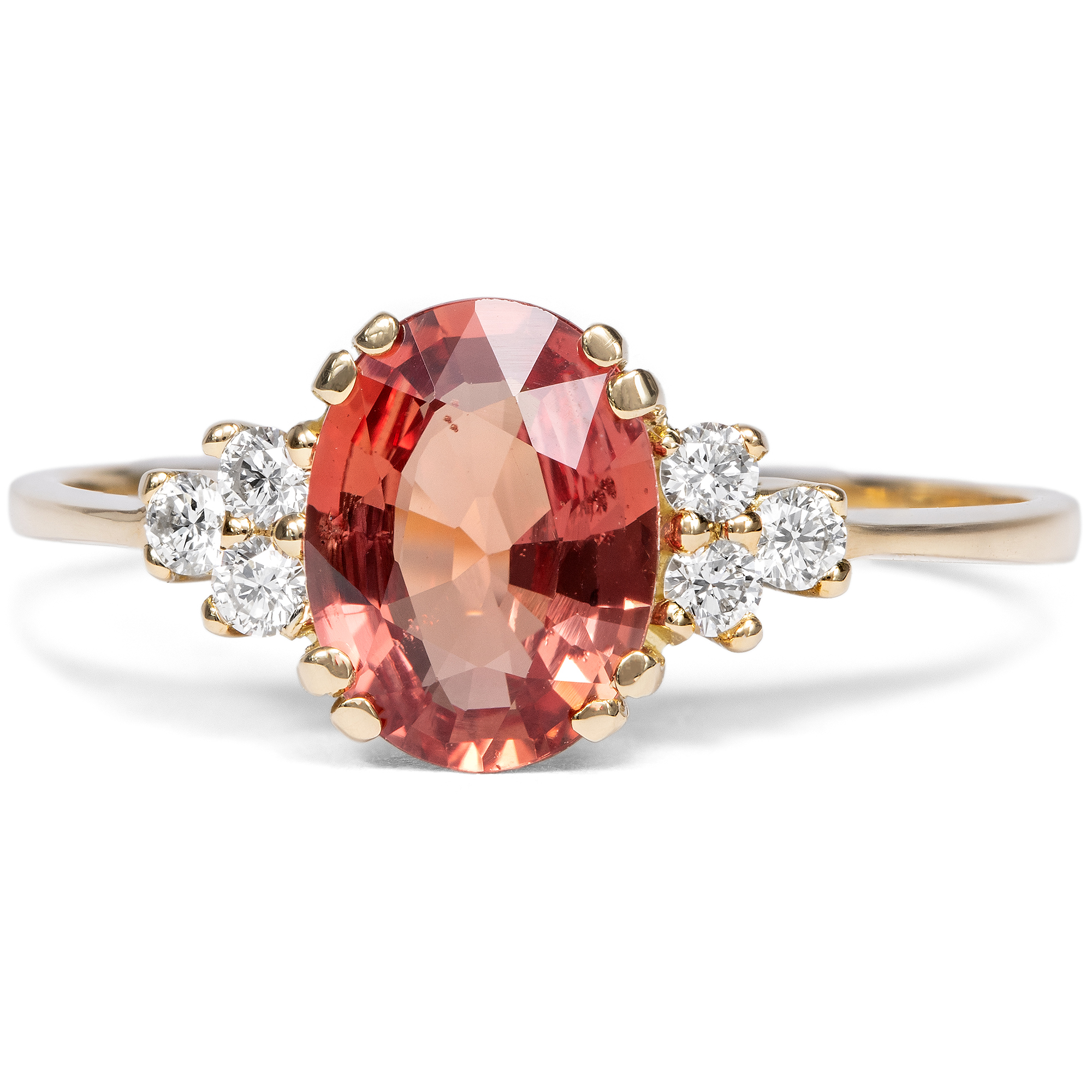 Zarter Ring mit ungewöhnlichem Saphir und Diamanten in Gold, aus unserer Werkstatt Zarter Ring mit ungewöhnlichem Saphir und Diamanten in Gold, aus unserer Werkstatt