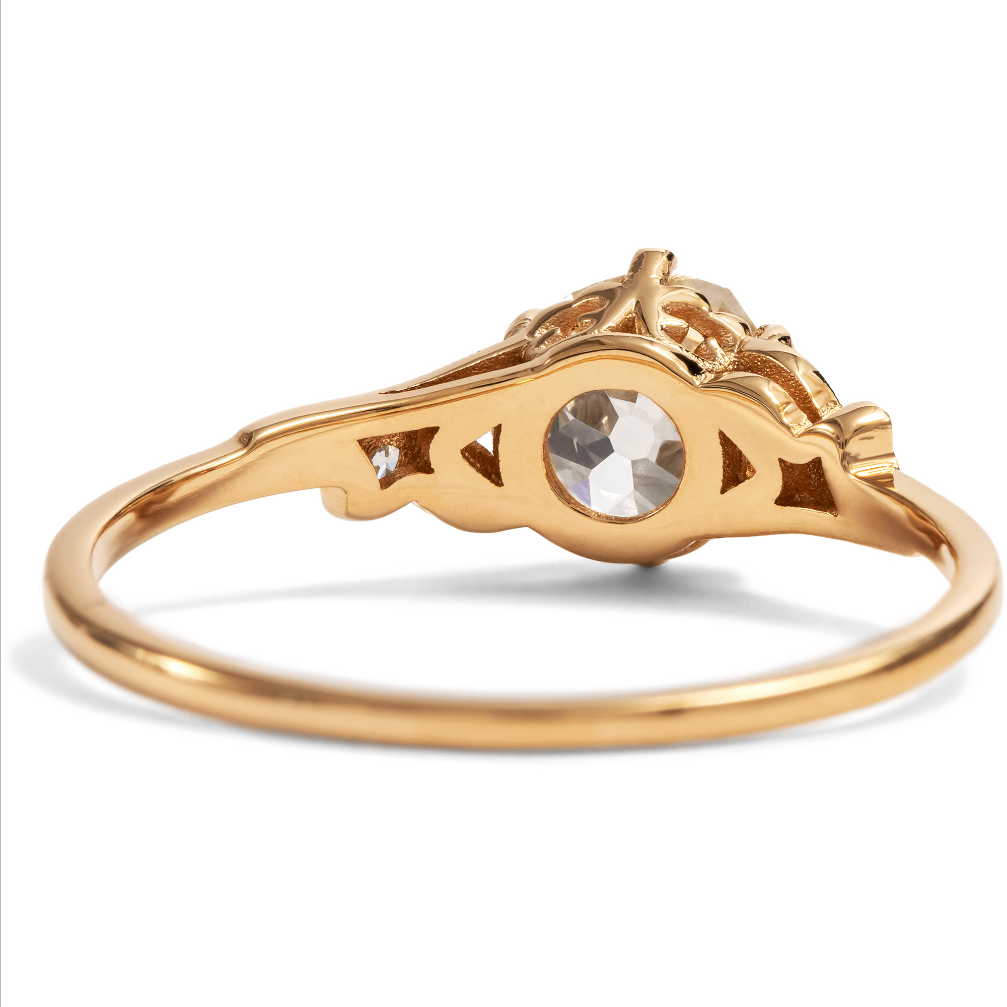 Zarter Ring mit 0,93 ct „Old Mine Cut“-Diamant in Roségold, aus unserer Werkstatt Zarter Ring mit 0,93 ct „Old Mine Cut“-Diamant in Roségold, aus unserer Werkstatt