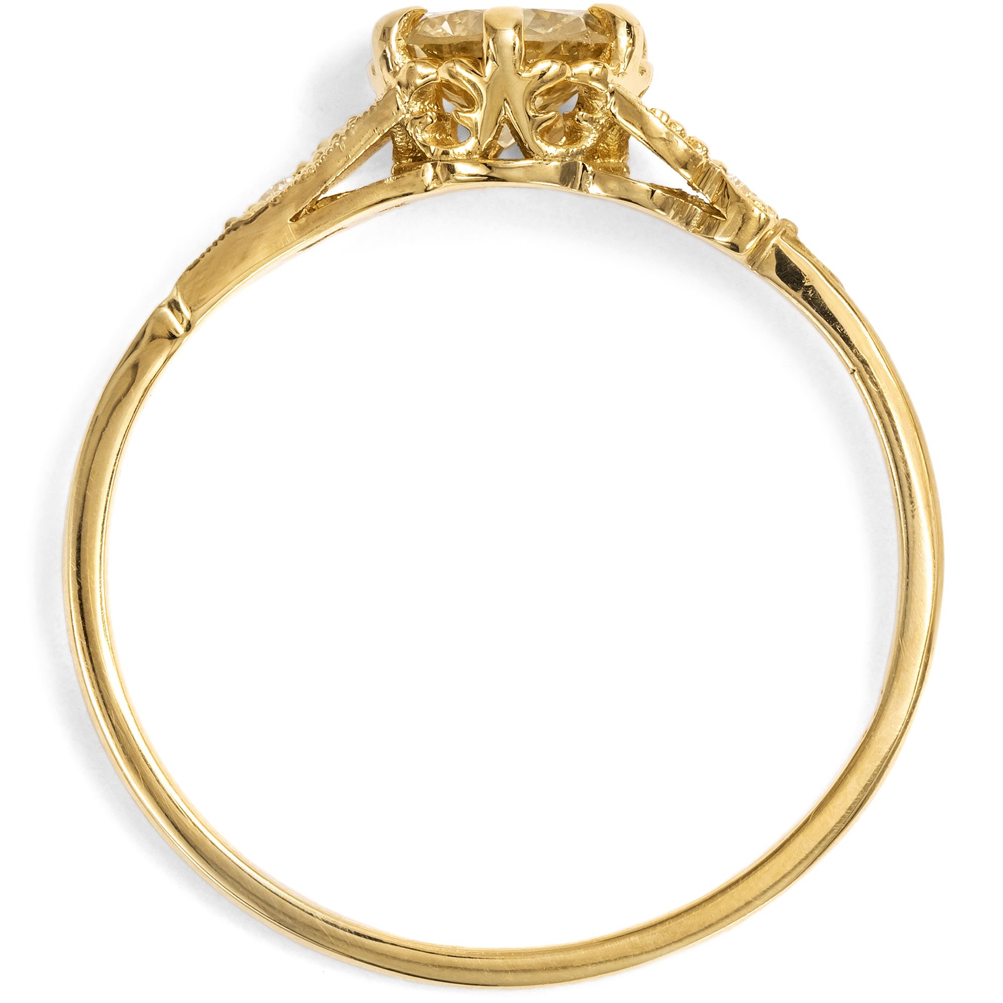 Zarter Ring mit 0,56 ct Brillant in Gelbgold, aus unserer Werkstatt Zarter Ring mit 0,56 ct Brillant in Gelbgold, aus unserer Werkstatt