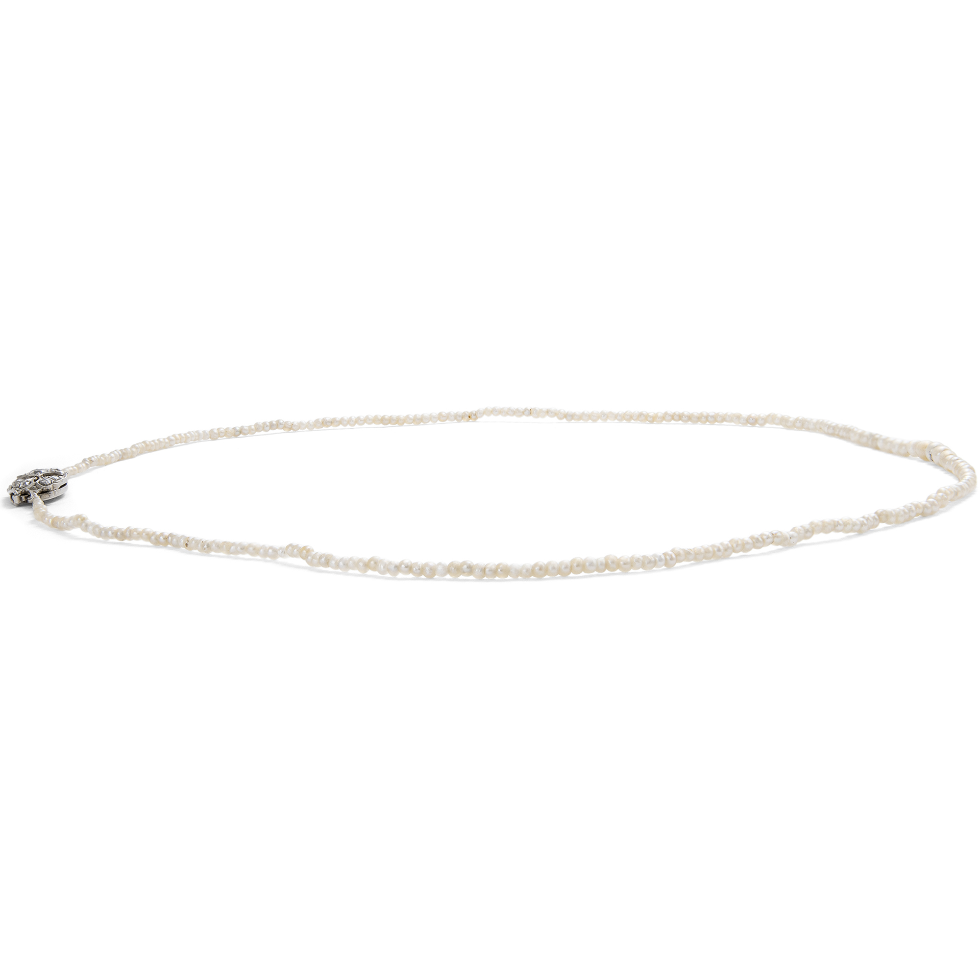 Zartes Collier aus natürlichen Salzwasserperlen mit Diamant-Schließe, 1920er Jahre Zartes Collier aus natürlichen Salzwasserperlen mit Diamant-Schließe, 1920er Jahre