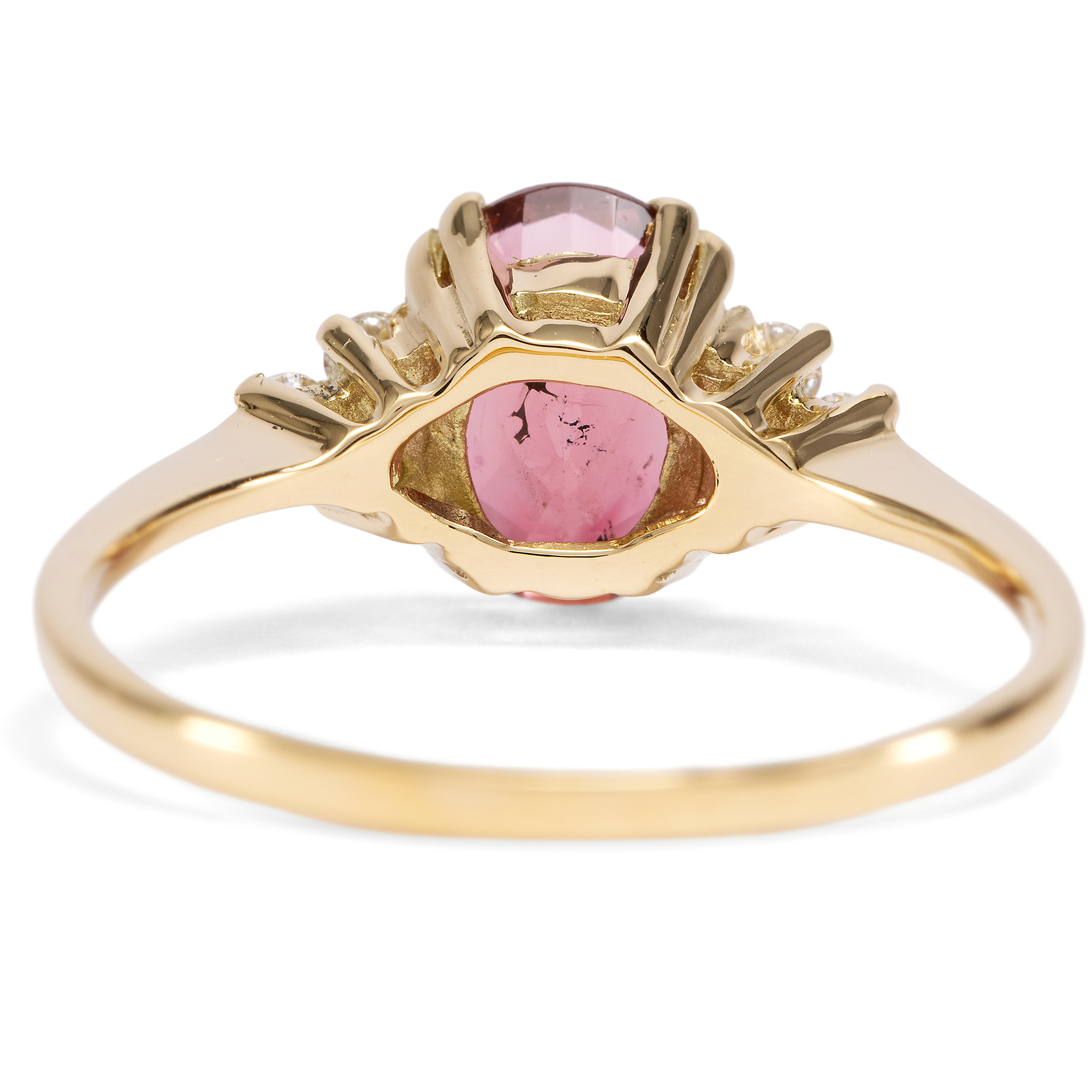 Feiner Ring mit rotbraunem Turmalin & Diamanten in Gold, aus unserer Werkstatt Feiner Ring mit rotbraunem Turmalin & Diamanten in Gold, aus unserer Werkstatt
