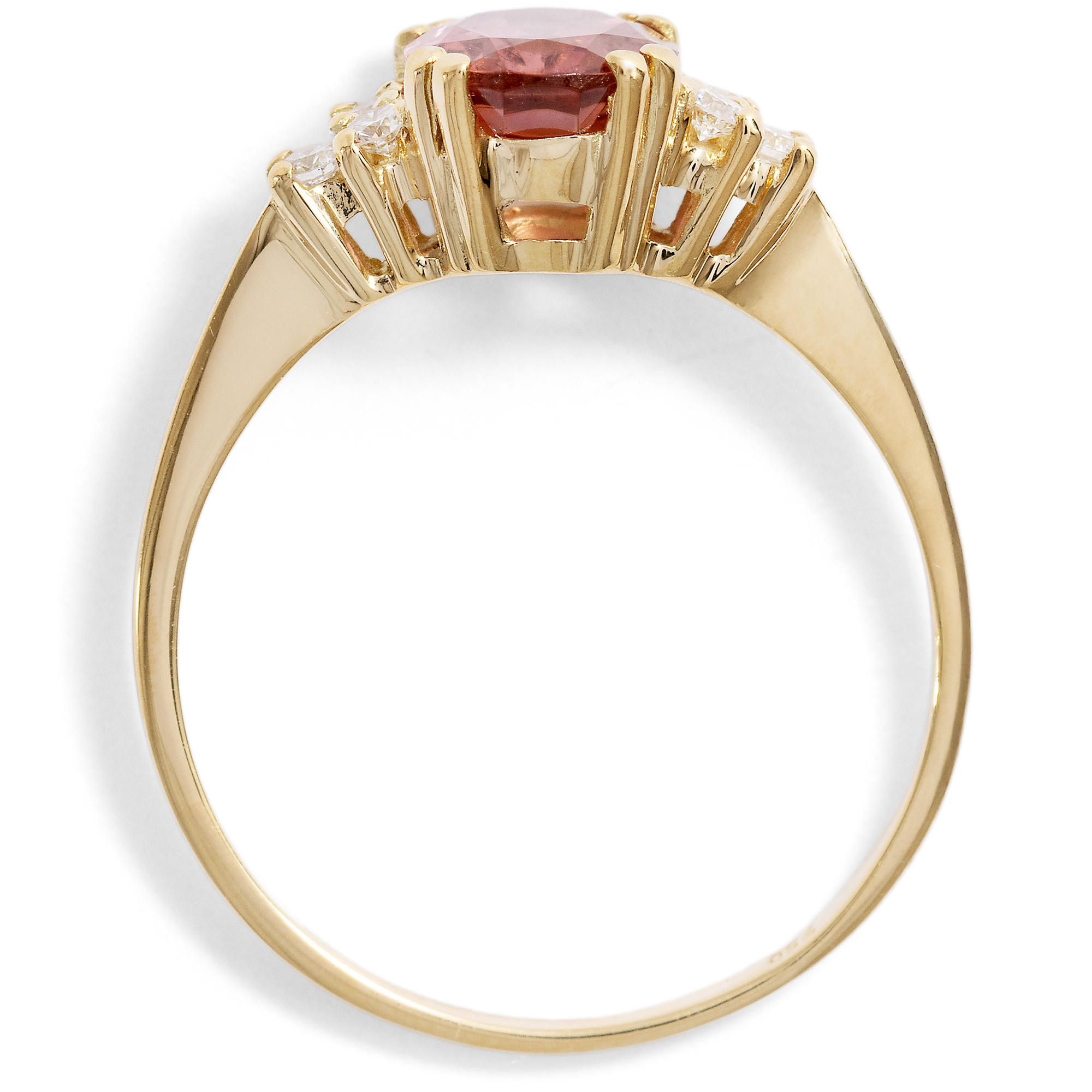 Feiner Ring mit rotbraunem Turmalin & Diamanten in Gold, aus unserer Werkstatt Feiner Ring mit rotbraunem Turmalin & Diamanten in Gold, aus unserer Werkstatt