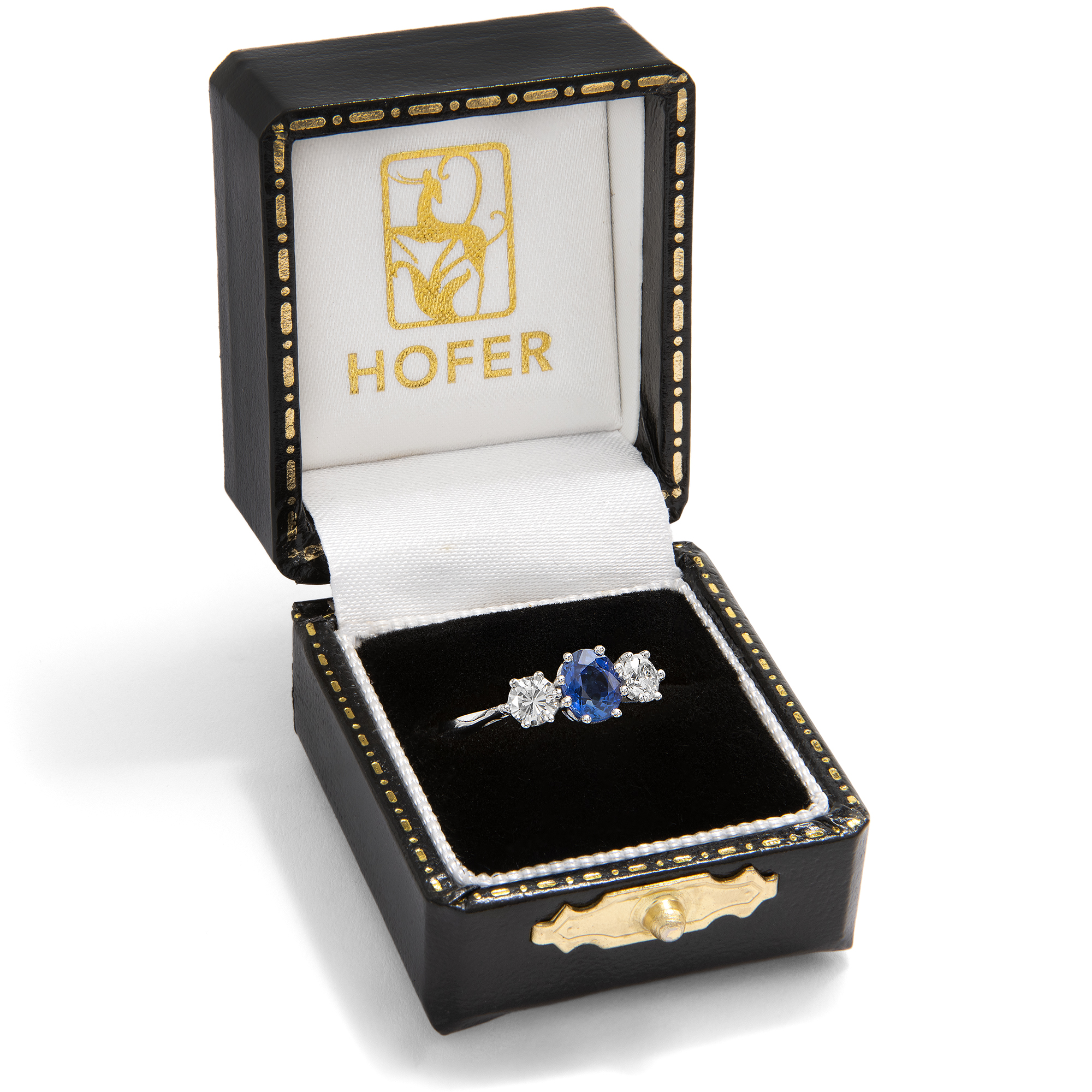 Zarter Ring mit Saphir & vintage Diamanten in Platin, aus unserer Werkstatt Zarter Ring mit Saphir & vintage Diamanten in Platin, aus unserer Werkstatt