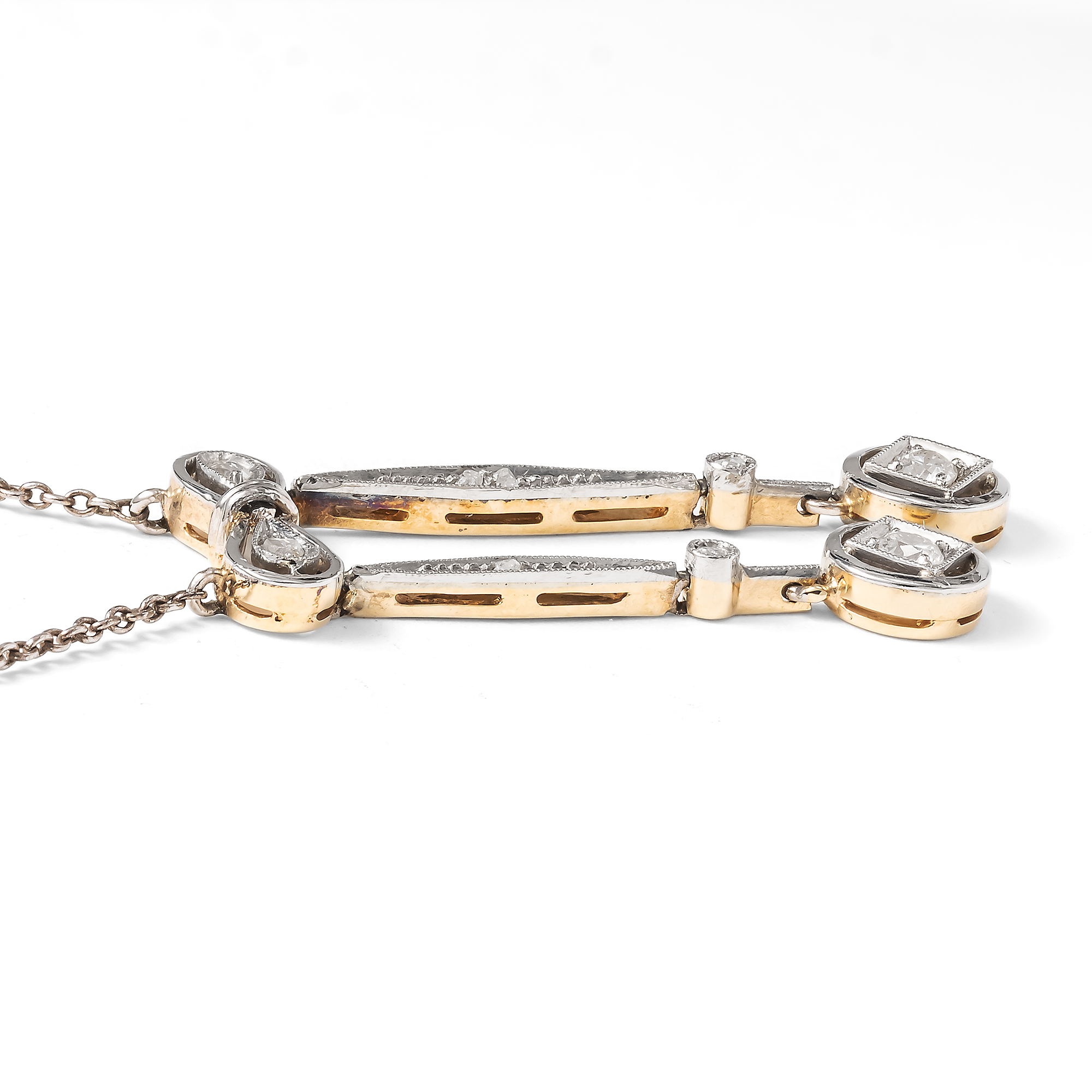 Elegantes „Lavalliere“-Collier mit Diamanten, Deutschland um 1920 Elegantes „Lavalliere“-Collier mit Diamanten, Deutschland um 1920