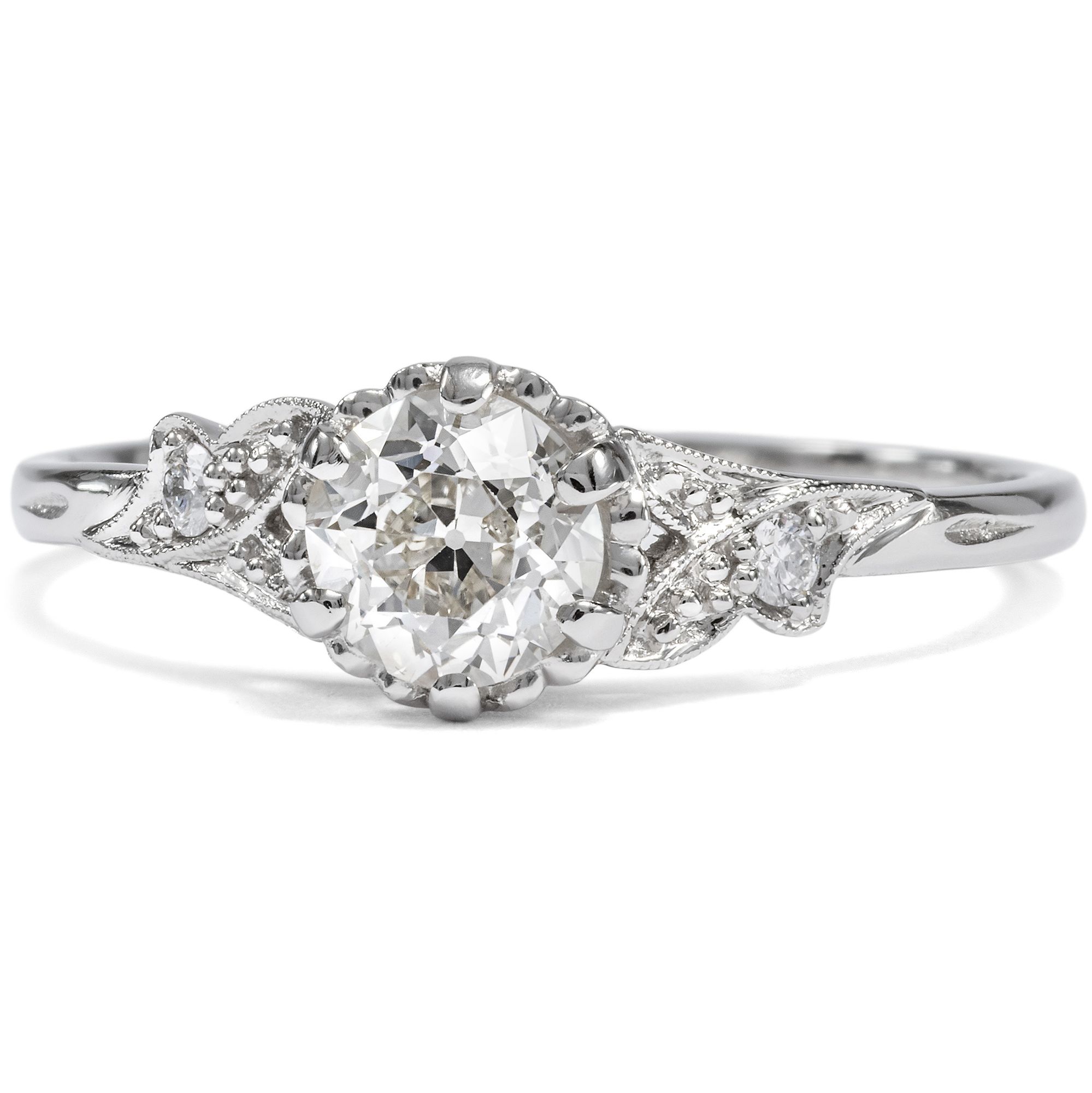 Zarter Ring mit 0,56 ct „Old European Cut“-Diamant in Platin, aus unserer Werkstatt Zarter Ring mit 0,56 ct „Old European Cut“-Diamant in Platin, aus unserer Werkstatt