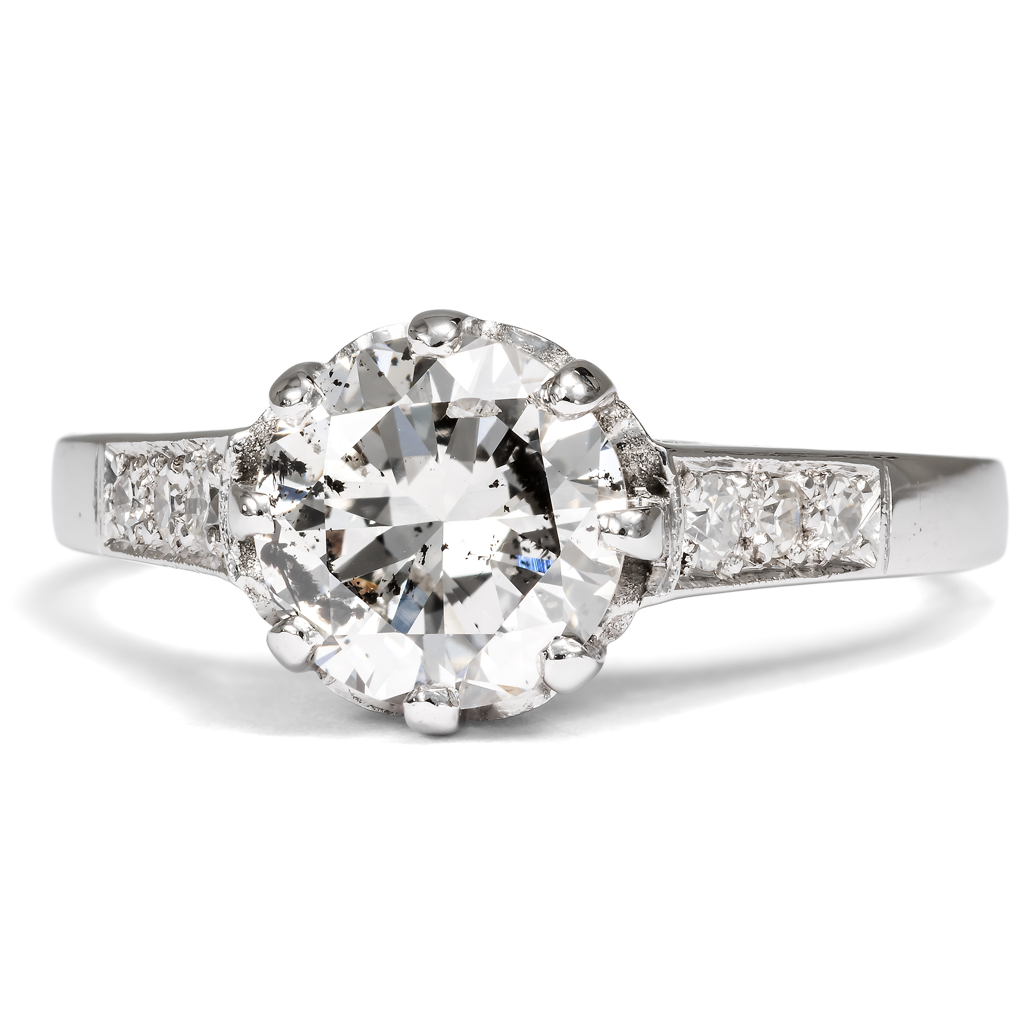 Kraftvoller vintage Ring mit 1,60 ct Brillantsolitär in Weißgold, um 1955 Kraftvoller vintage Ring mit 1,60 ct Brillantsolitär in Weißgold, um 1955