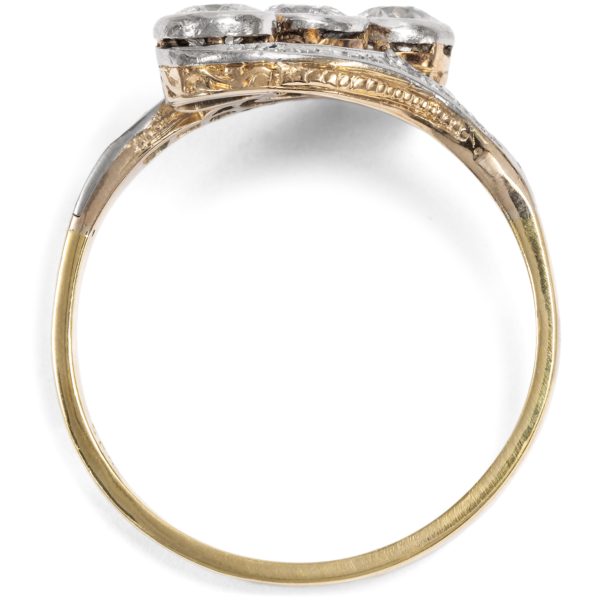 Antiker Trilogie-Ring mit Diamanten in Gold & Platin, um 1905 Antiker Trilogie-Ring mit Diamanten in Gold & Platin, um 1905