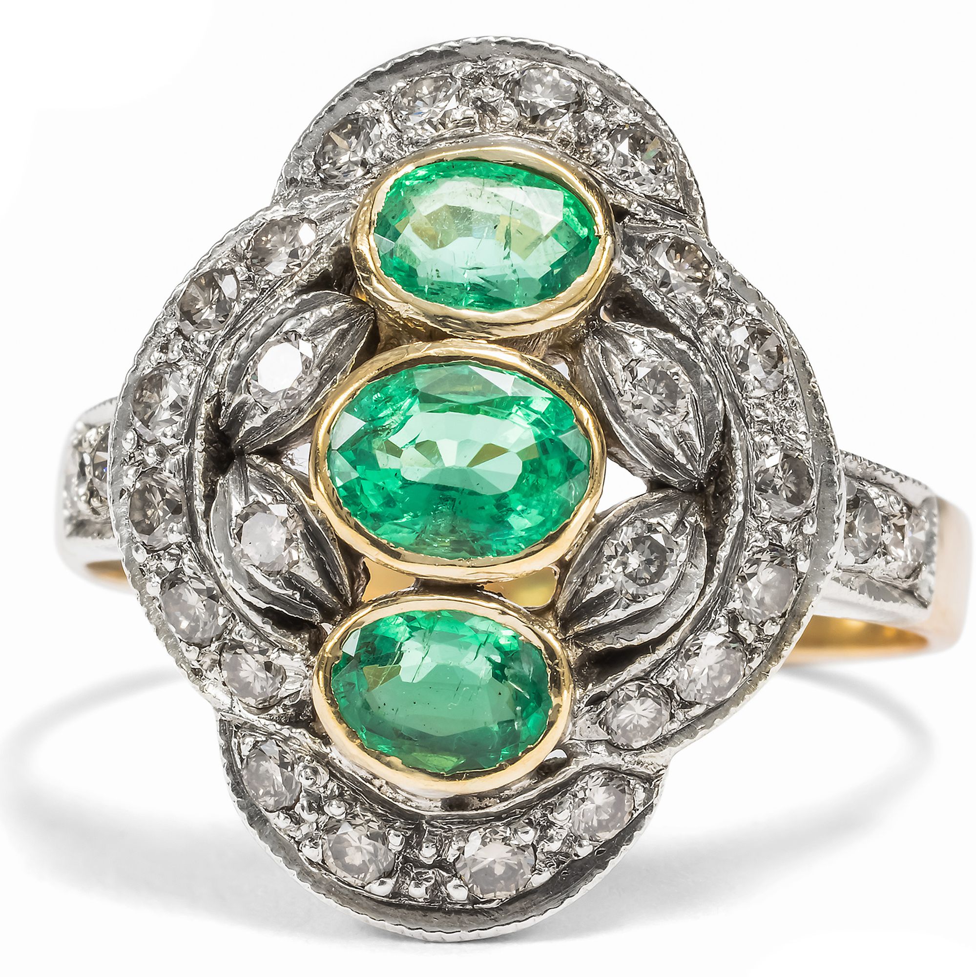 Eleganter vintage Ring mit Smaragden & Diamanten, um 1980 Eleganter vintage Ring mit Smaragden & Diamanten, um 1980