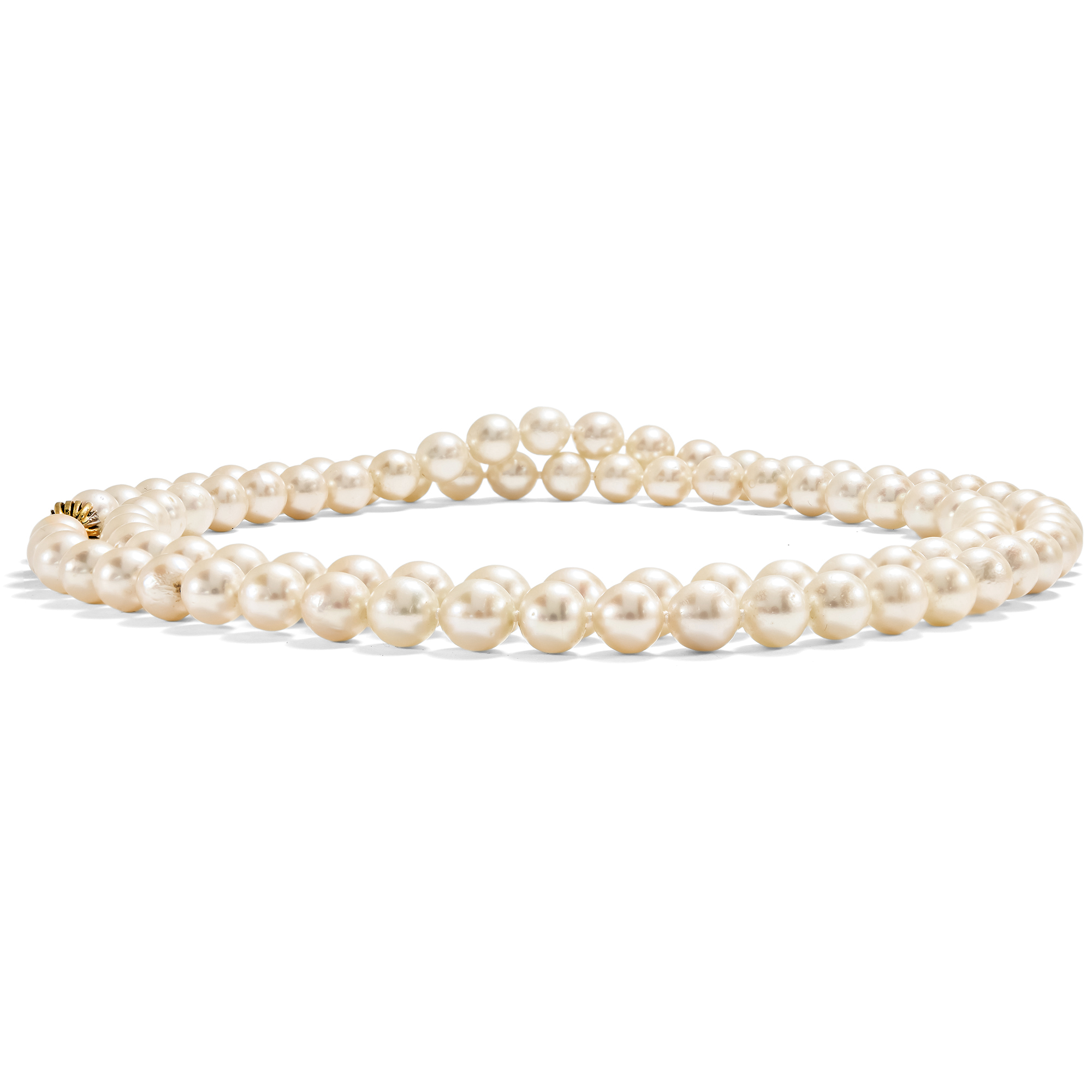 Timeless Necklace Made of Saltwater Cultured Pearls with a Gold Clasp, c. 1985 Timeless Necklace Made of Saltwater Cultured Pearls with a Gold Clasp, c. 1985