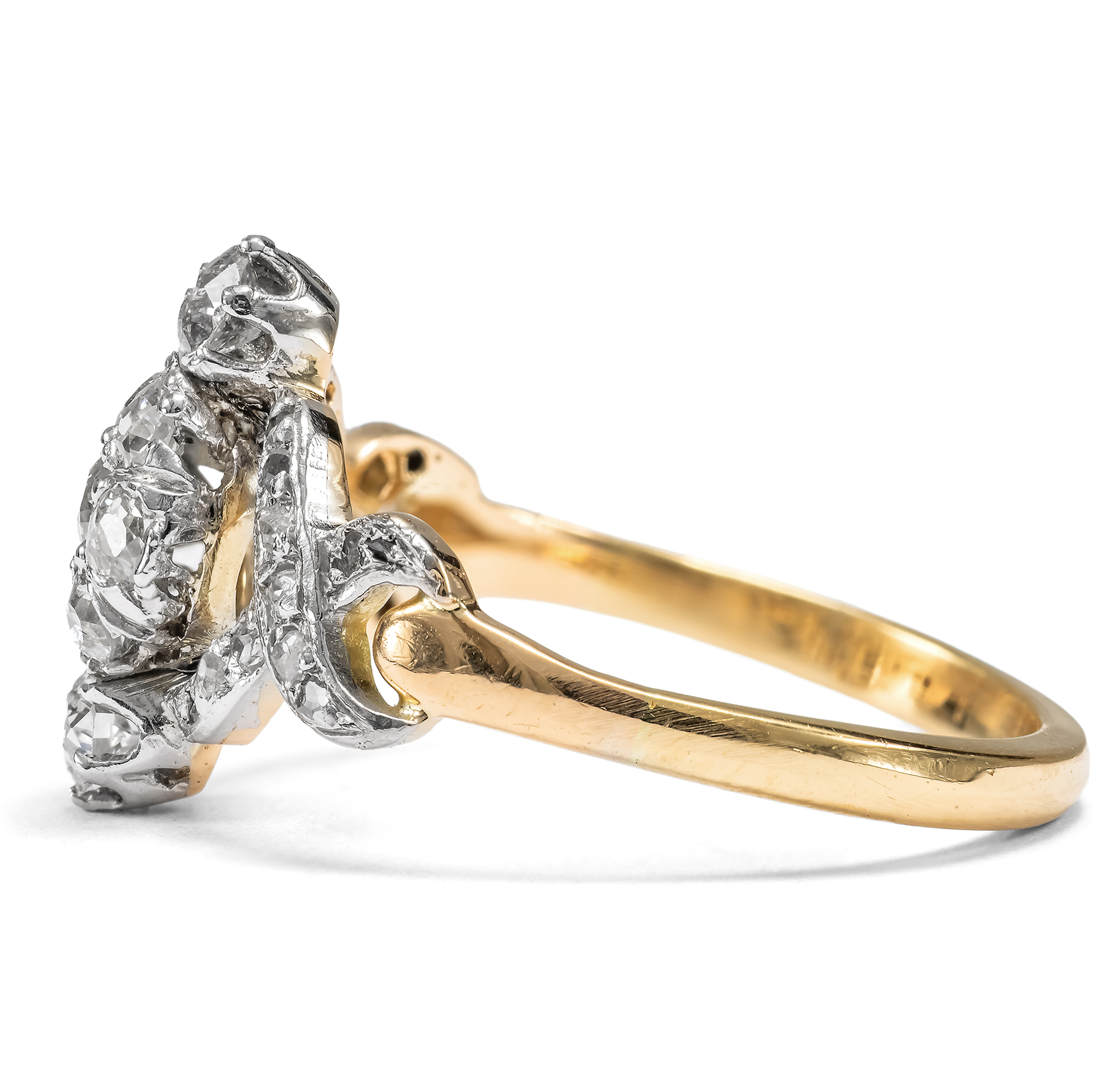 Eleganter Ring der Belle Époque mit Diamanten in Platin & Gold, um 1905 Eleganter Ring der Belle Époque mit Diamanten in Platin & Gold, um 1905