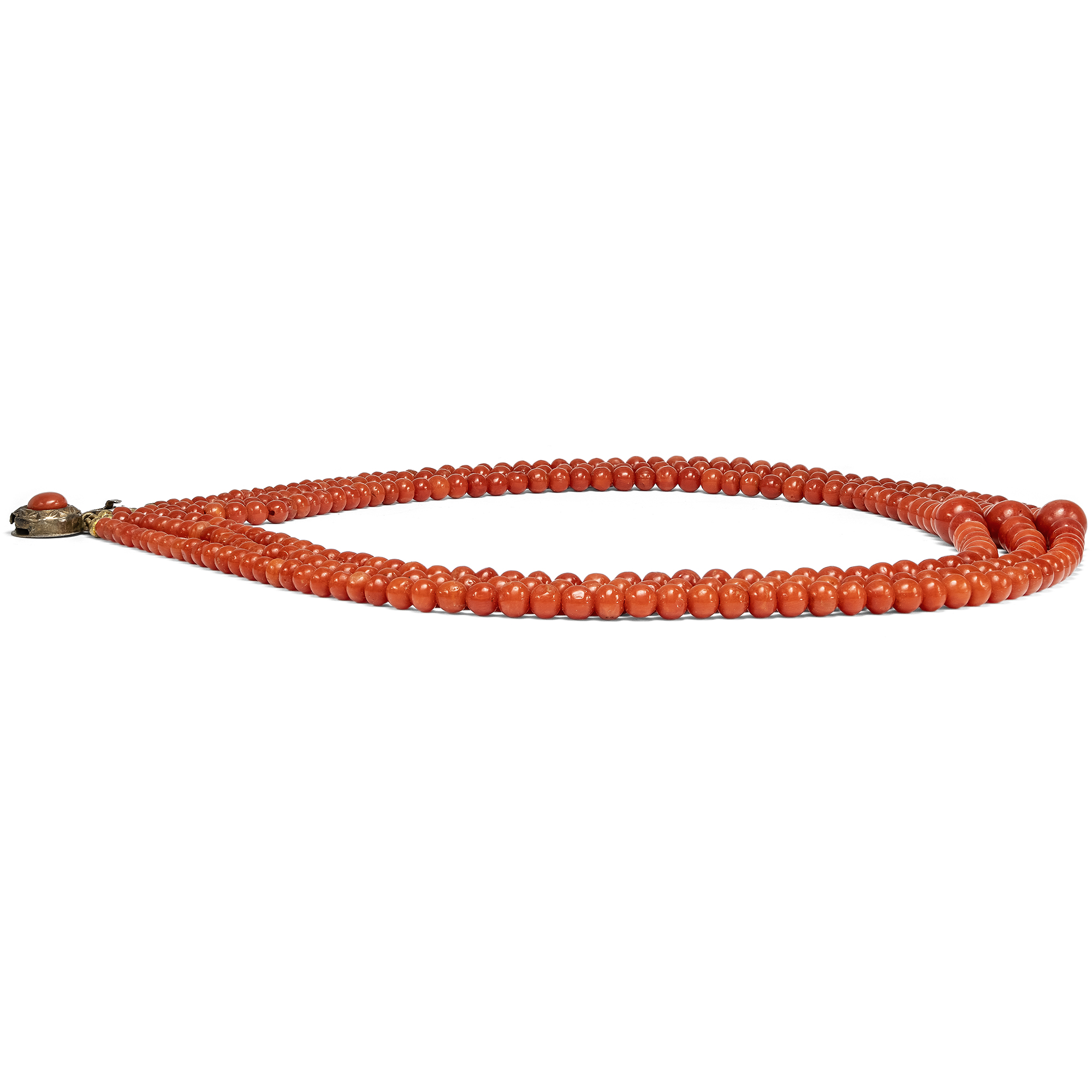 Halsnahes vintage Collier aus roter Mittelmeerkoralle in drei Reihen, 1950er Jahre Halsnahes vintage Collier aus roter Mittelmeerkoralle in drei Reihen, 1950er Jahre