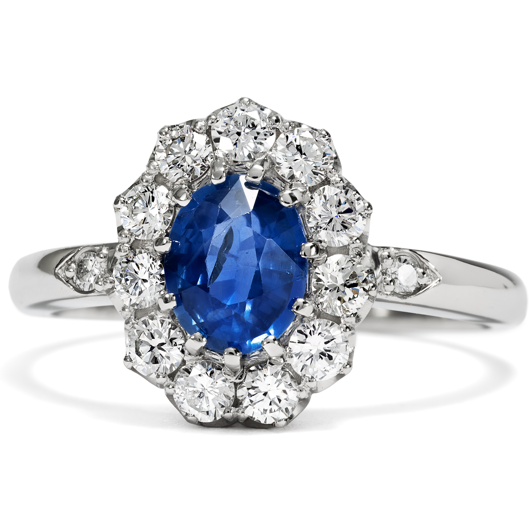 Elegant Ring with an Untreated Sapphire and Brilliant-Cut Diamonds in Platinum, Handcrafted in Our Workshop Elegant Ring with an Untreated Sapphire and Brilliant-Cut Diamonds in Platinum, Handcrafted in Our Workshop