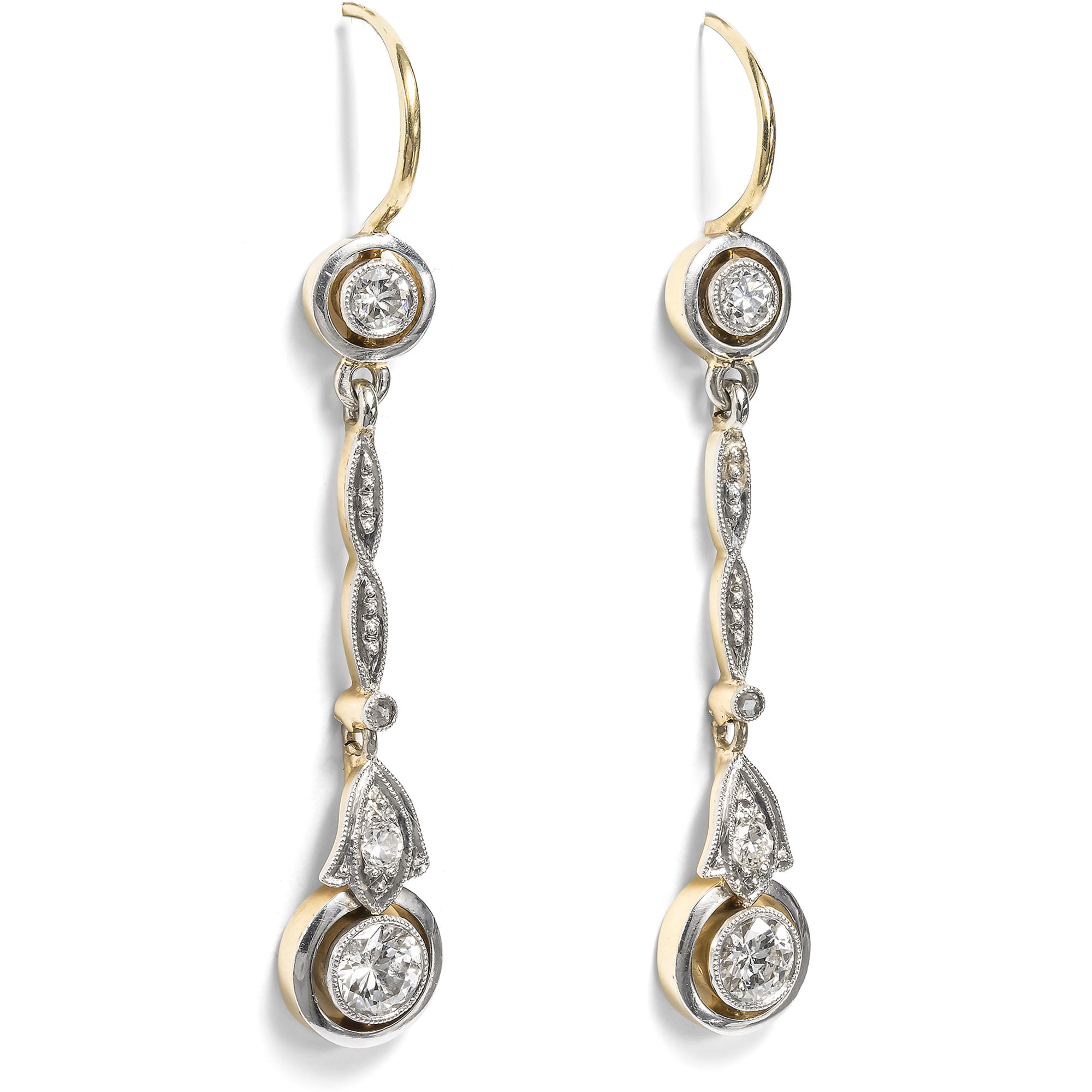 Elegante Ohrringe des Art Déco mit Diamanten in Gold & Platin, um 1925 Elegante Ohrringe des Art Déco mit Diamanten in Gold & Platin, um 1925