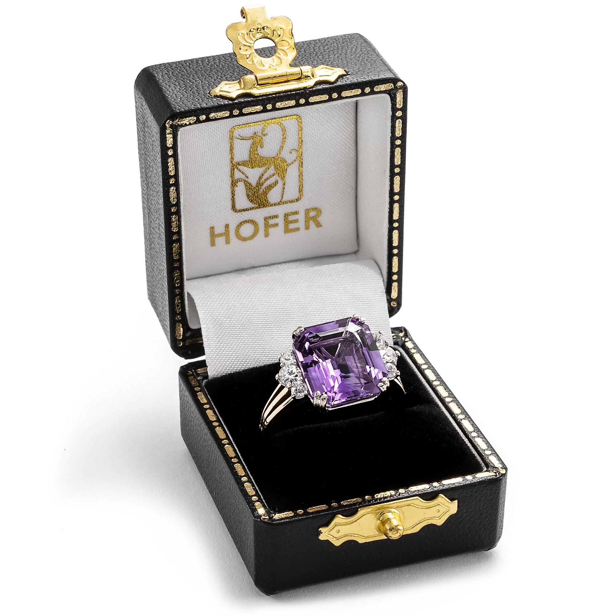 Large Vintage Ring with Amethyst & Diamonds in Gold, c. 1970 Large Vintage Ring with Amethyst & Diamonds in Gold, c. 1970