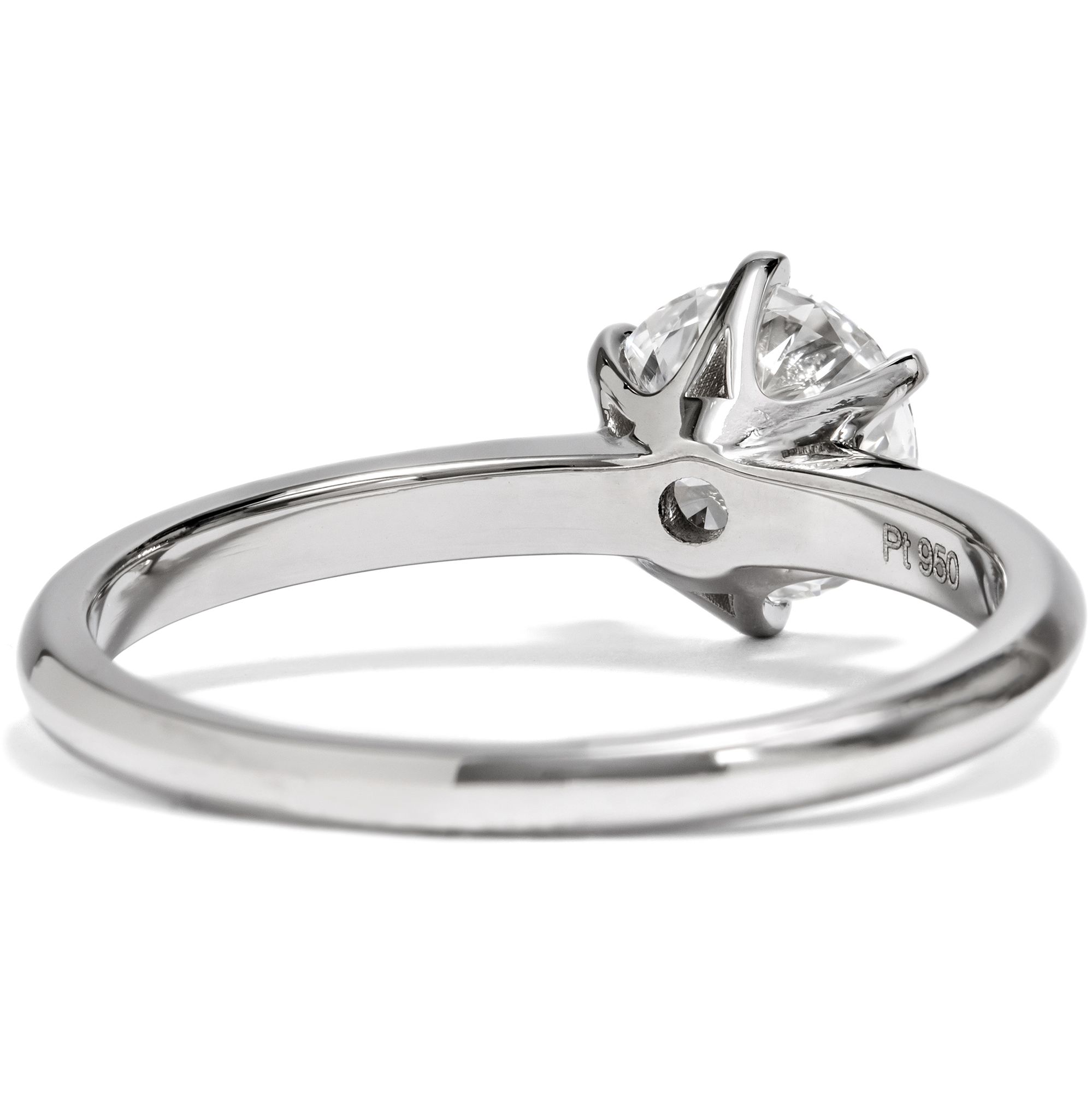 Klassischer Verlobungsring mit 1,10 ct Brillant (E, VVS2) in Platin, aus unserer Werkstatt Klassischer Verlobungsring mit 1,10 ct Brillant (E, VVS2) in Platin, aus unserer Werkstatt