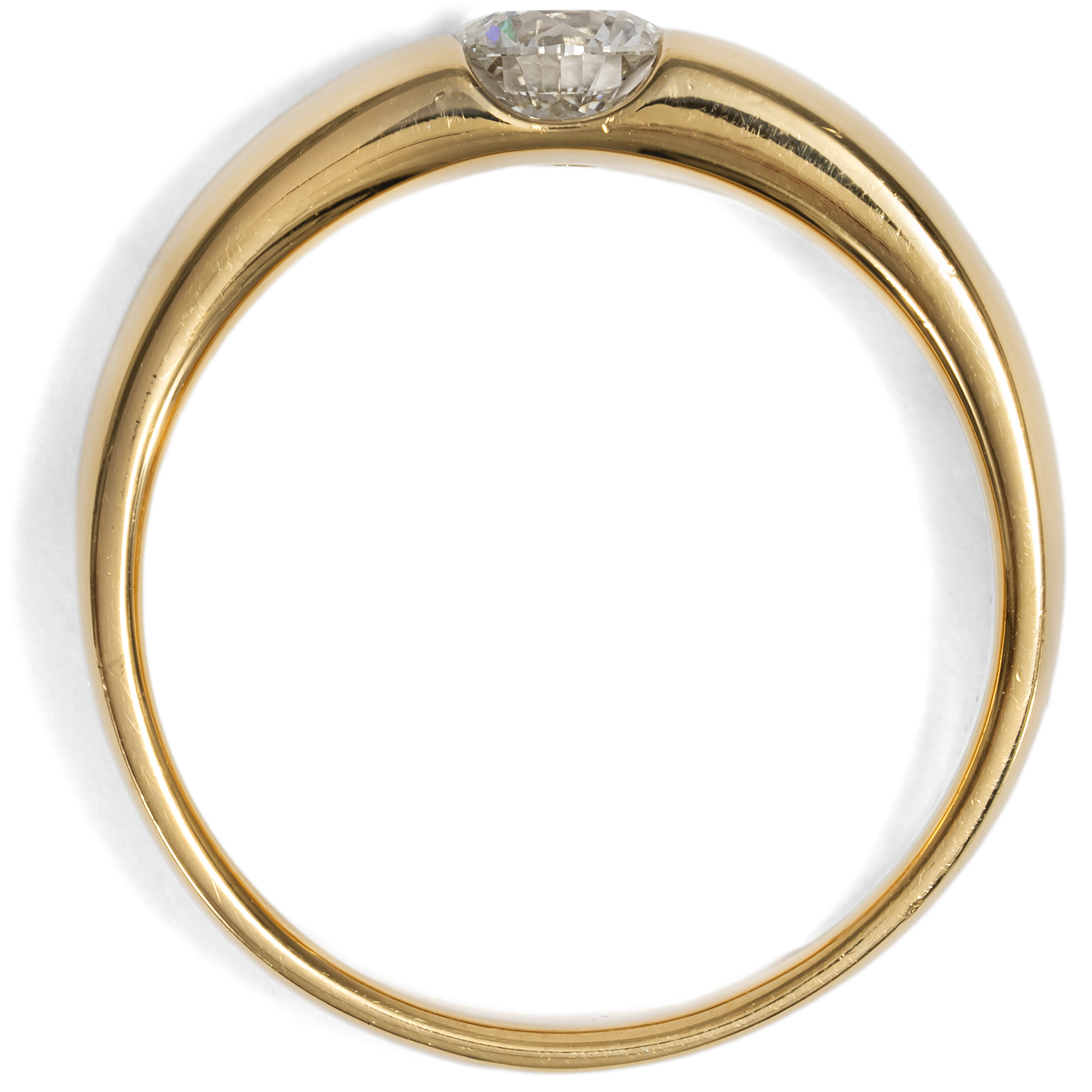 Schlichter Bandring mit schönem Handkaräter Brillant, um 2010 Schlichter Bandring mit schönem Handkaräter Brillant, um 2010