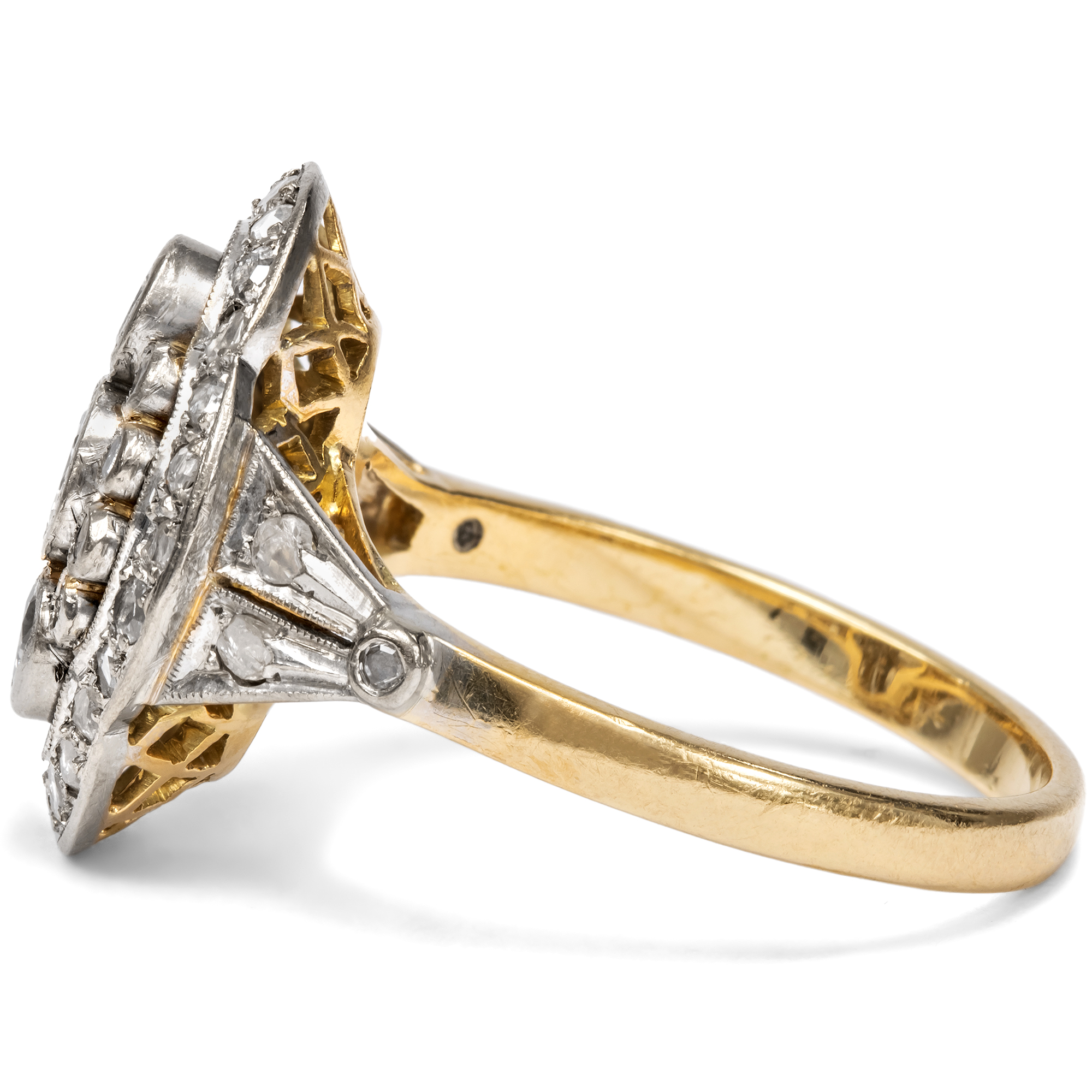 Eleganter vintage Ring mit Diamanten in Gelb- & Weißgold, um 1950 Eleganter vintage Ring mit Diamanten in Gelb- & Weißgold, um 1950