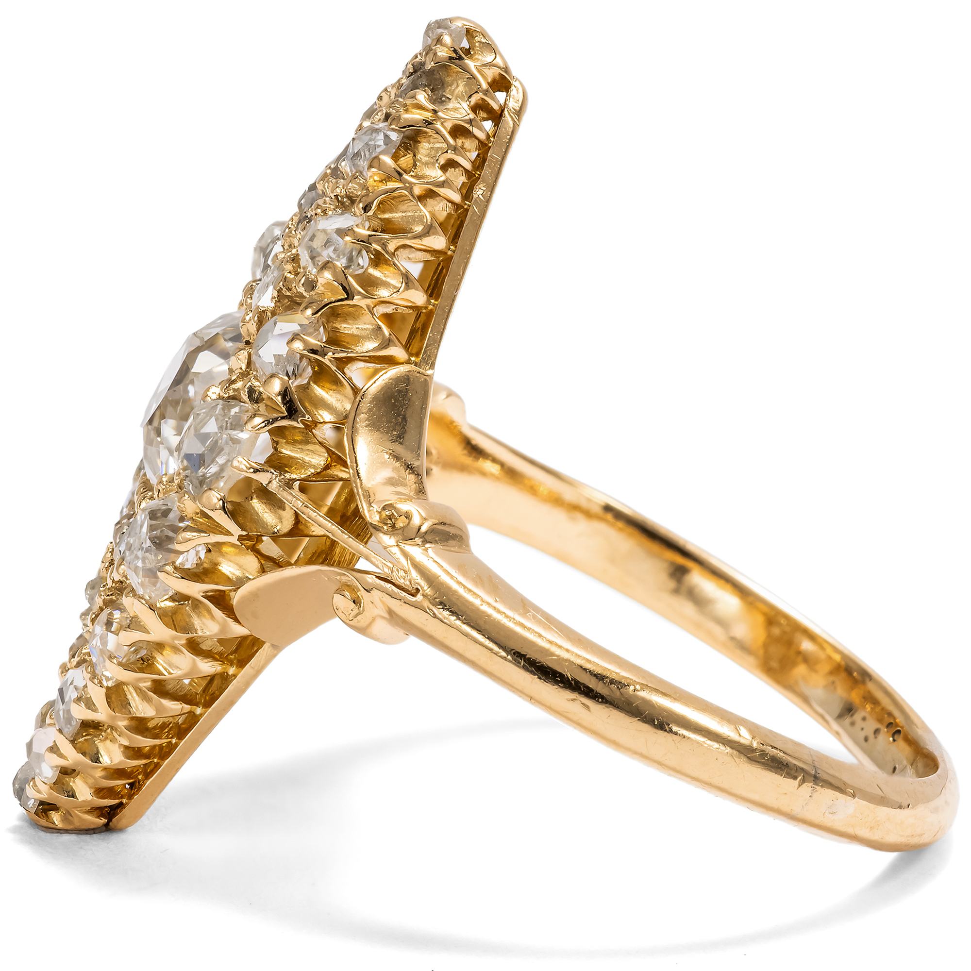 Viktorianischer Marquise-Ring mit Diamanten im Altschliff, England um 1890 Viktorianischer Marquise-Ring mit Diamanten im Altschliff, England um 1890