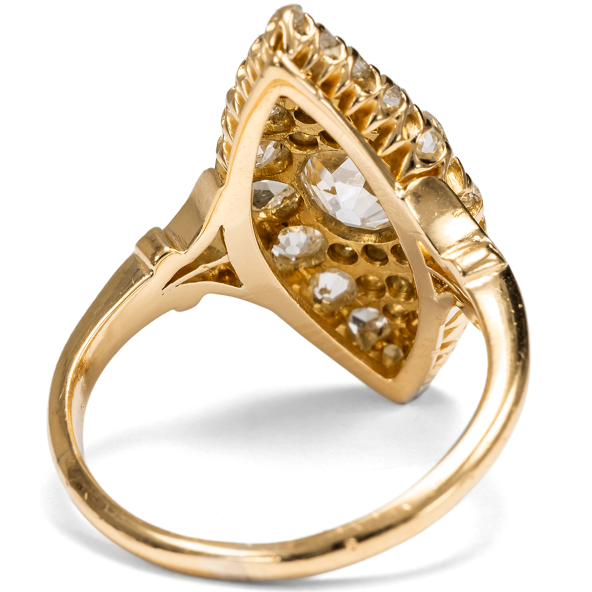 Viktorianischer Marquise-Ring mit Diamanten im Altschliff, England um 1890 Viktorianischer Marquise-Ring mit Diamanten im Altschliff, England um 1890