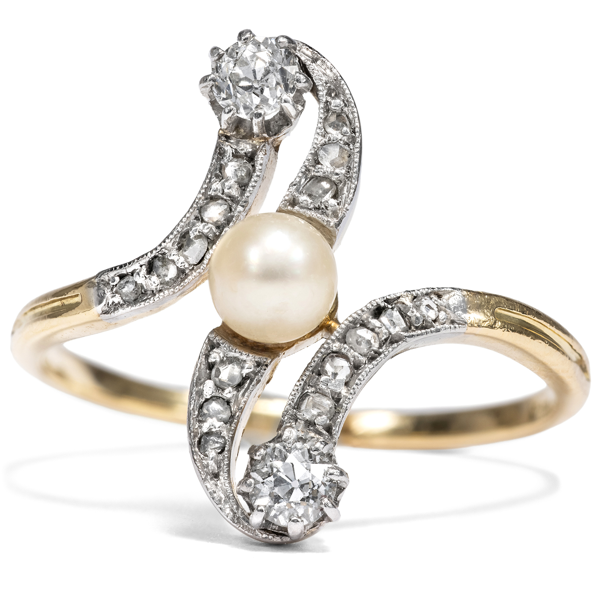 Delicate Ring with a Natural Pearl & Diamonds in Gold & Platinum, c. 1910 Delicate Ring with a Natural Pearl & Diamonds in Gold & Platinum, c. 1910