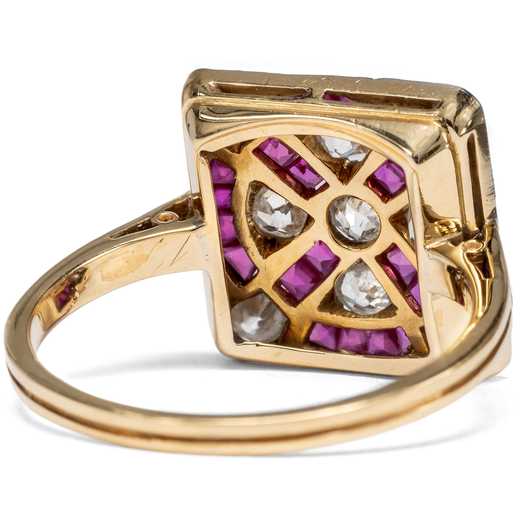 Antiker „Target Ring“ mit Diamanten & synthetischen Rubinen, um 1920 Antiker „Target Ring“ mit Diamanten & synthetischen Rubinen, um 1920