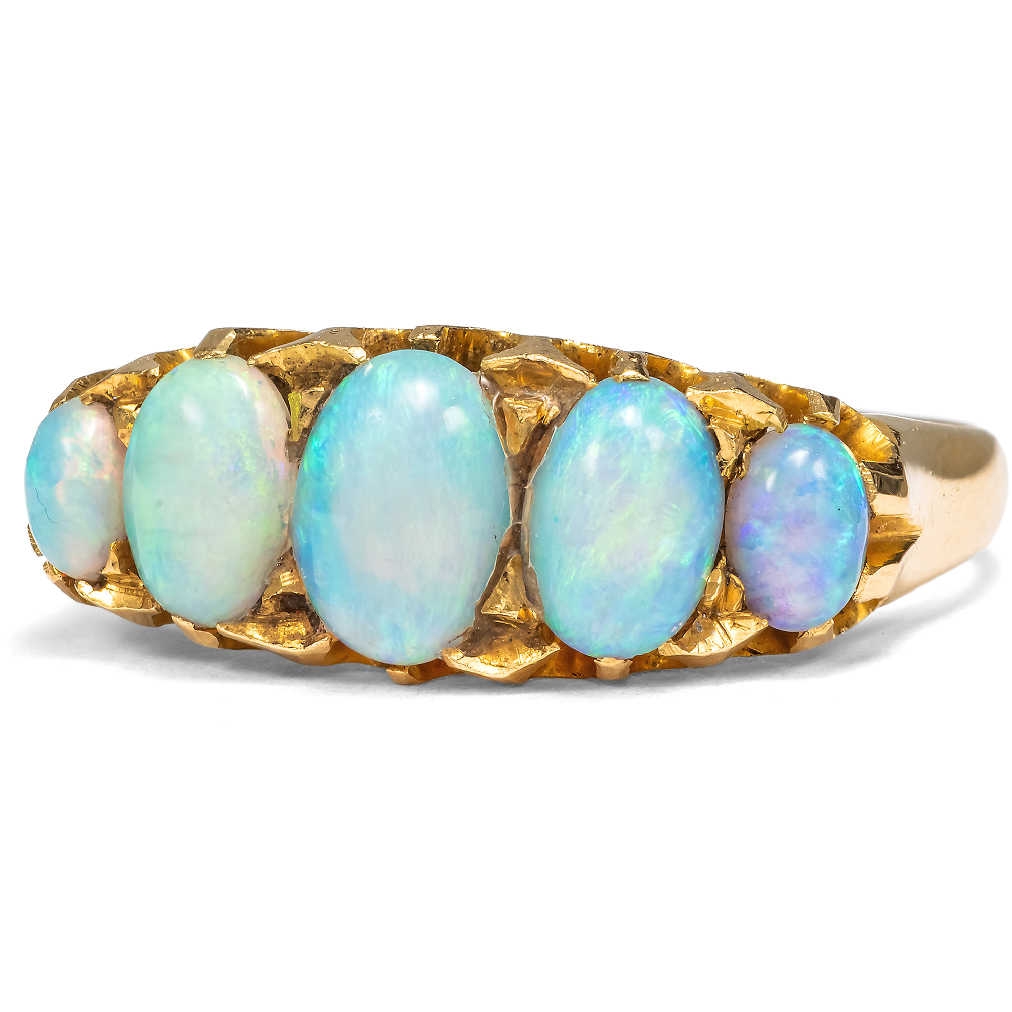 Antiker Ring mit fünf qualitätsvollen australischen Opalen in Gold, Chester 1903 Antiker Ring mit fünf qualitätsvollen australischen Opalen in Gold, Chester 1903
