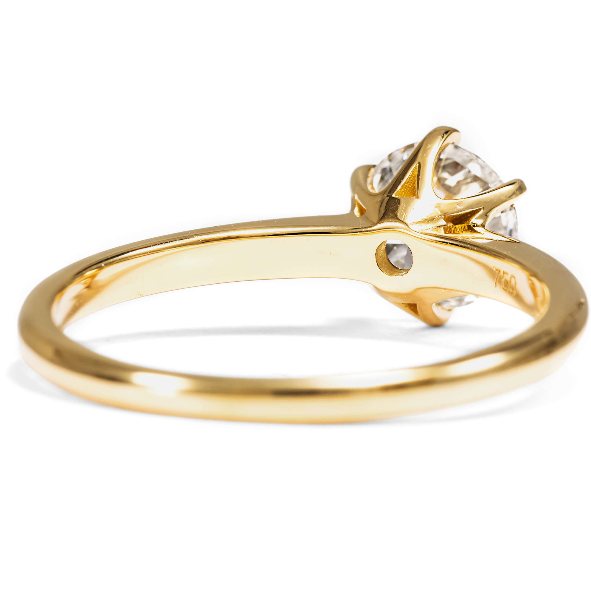 Klassischer Verlobungsring mit 1,03 ct Brillant (F, VVS1) in Gelbgold, aus unserer Werkstatt Klassischer Verlobungsring mit 1,03 ct Brillant (F, VVS1) in Gelbgold, aus unserer Werkstatt