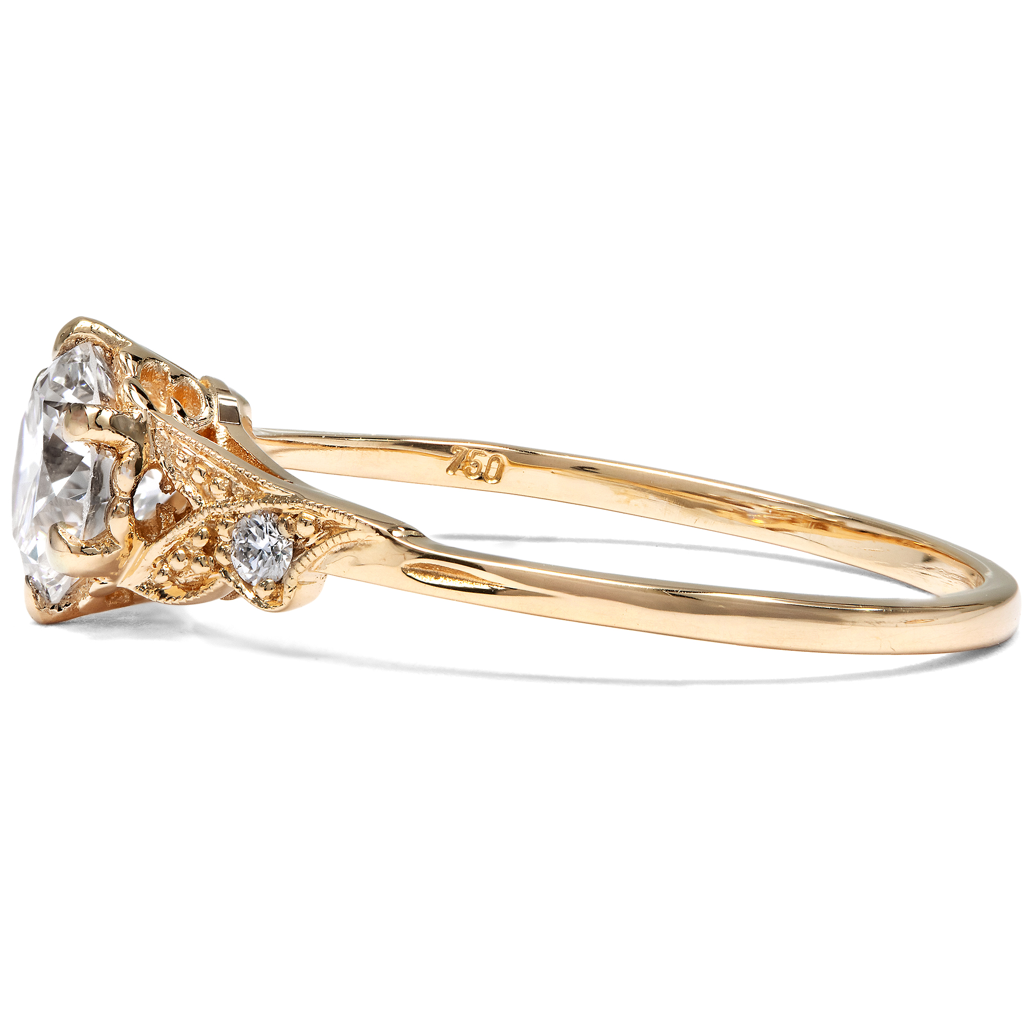 Zarter Roségold-Ring mit 0,70 ct vintage Brillant, aus unserer Werkstatt Zarter Roségold-Ring mit 0,70 ct vintage Brillant, aus unserer Werkstatt