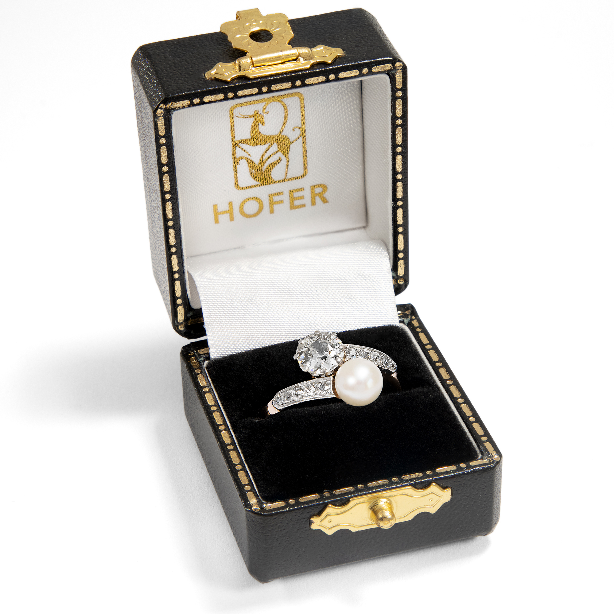 Romantischer Verlobungsring mit Diamanten im Altschliff & Zuchtperle, datiert 1903 Romantischer Verlobungsring mit Diamanten im Altschliff & Zuchtperle, datiert 1903