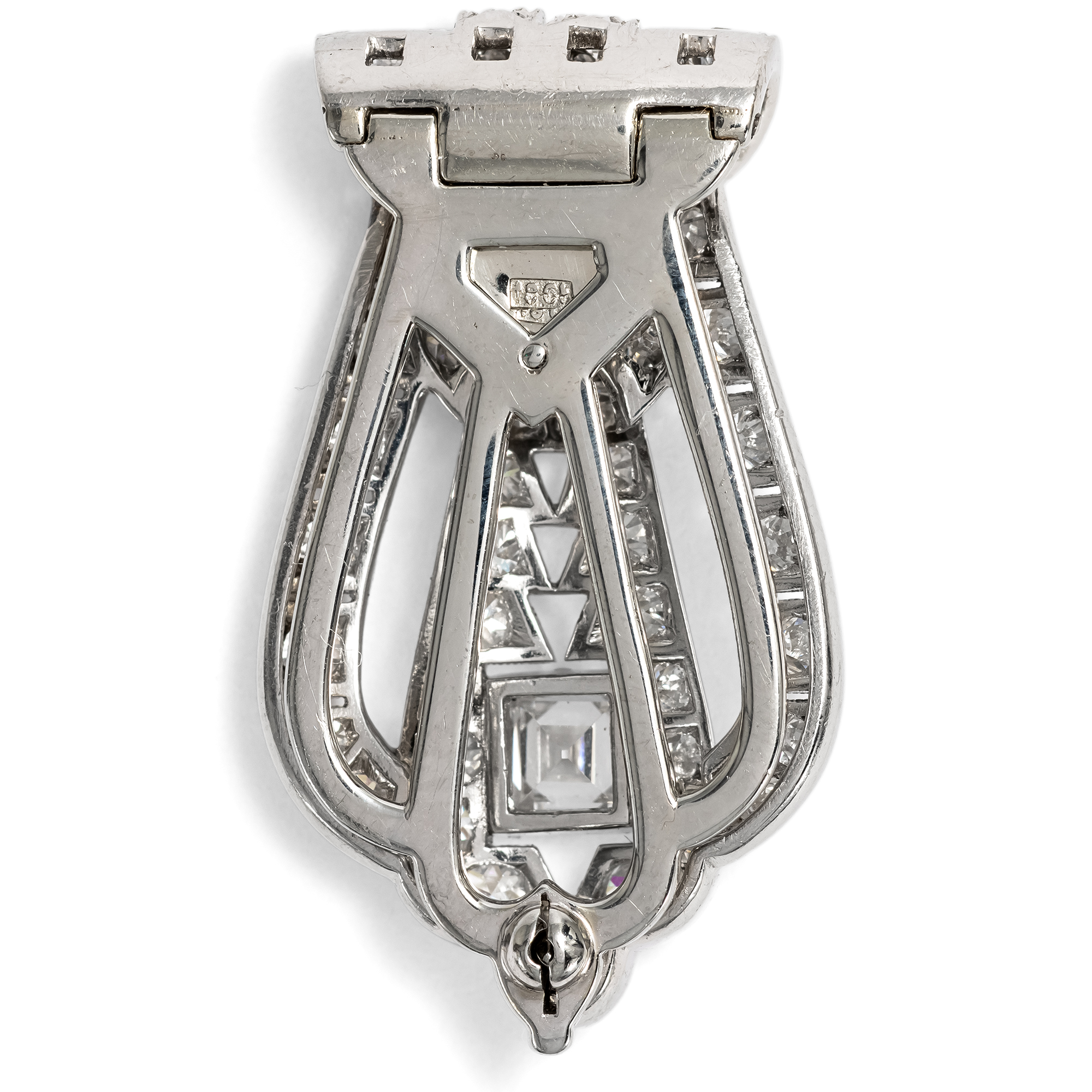 Déco Dress Clip with Diamonds in Platinum & White Gold, c. 1930 Déco Dress Clip with Diamonds in Platinum & White Gold, c. 1930