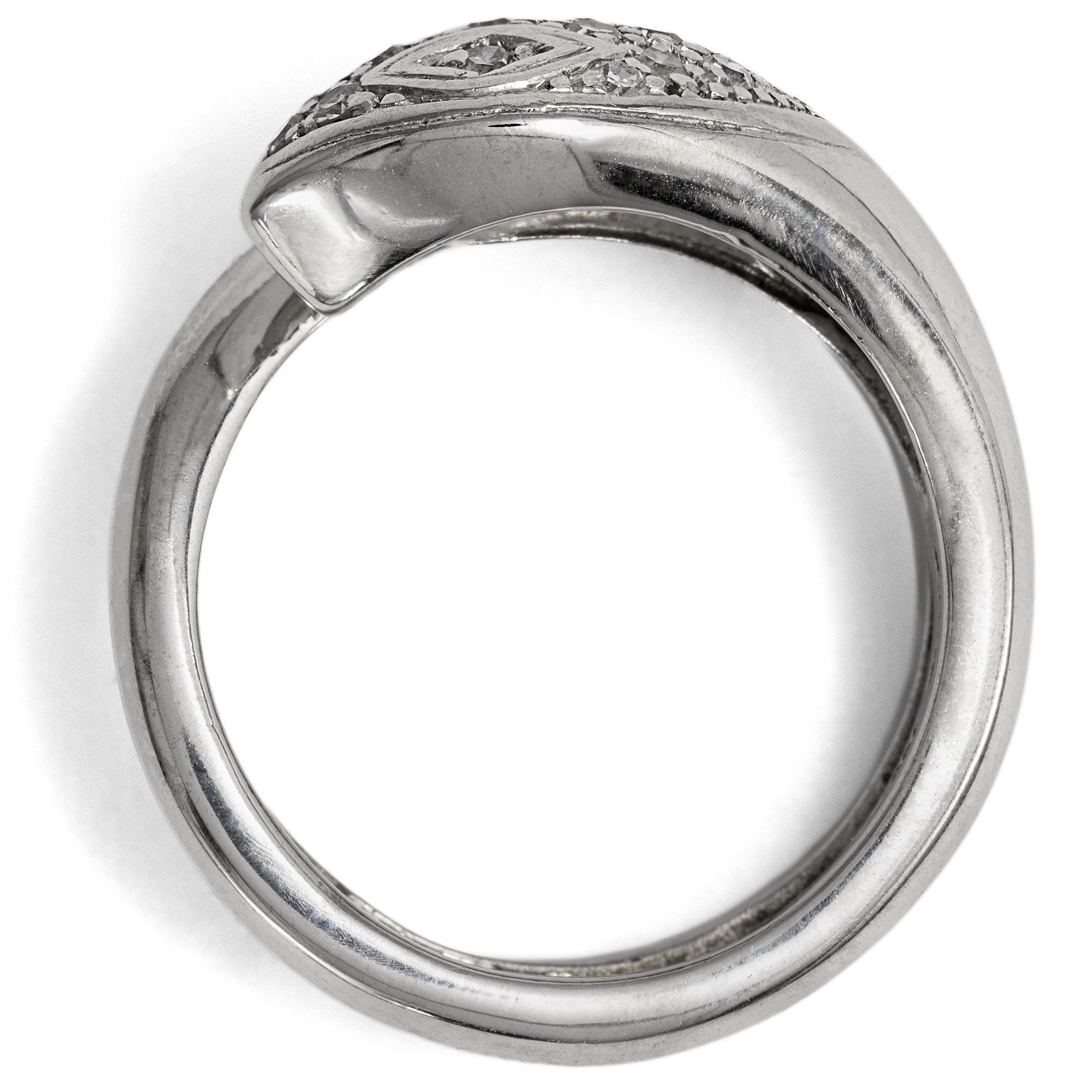 Vintage Schlangenring in Weißgold mit Diamanten von Aldo Gavarelli, Italien um 1965 Vintage Schlangenring in Weißgold mit Diamanten von Aldo Gavarelli, Italien um 1965