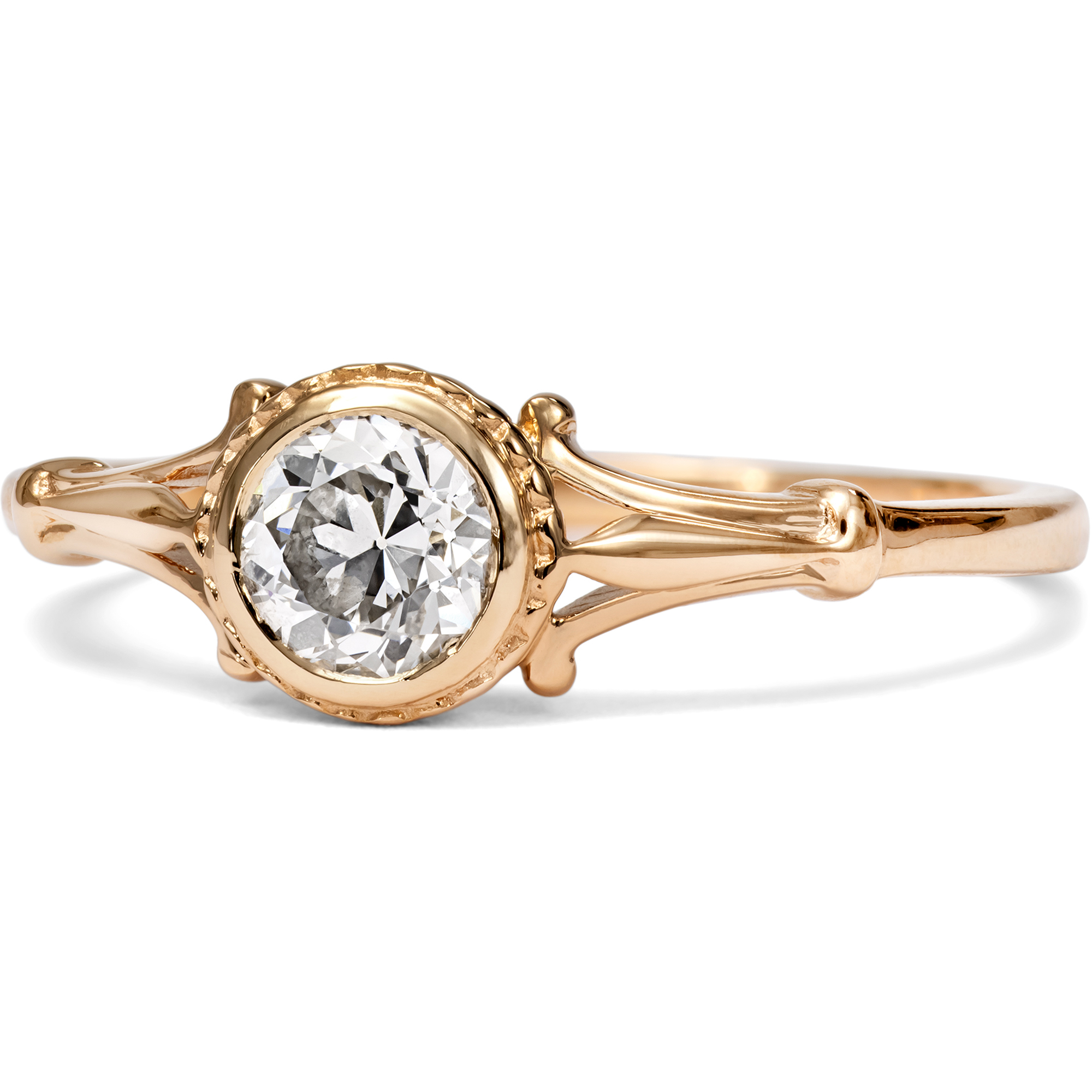 Romantischer Ring mit antikem „Old European Cut“ Diamant in Roségold, aus unserer Werkstatt Romantischer Ring mit antikem „Old European Cut“ Diamant in Roségold, aus unserer Werkstatt