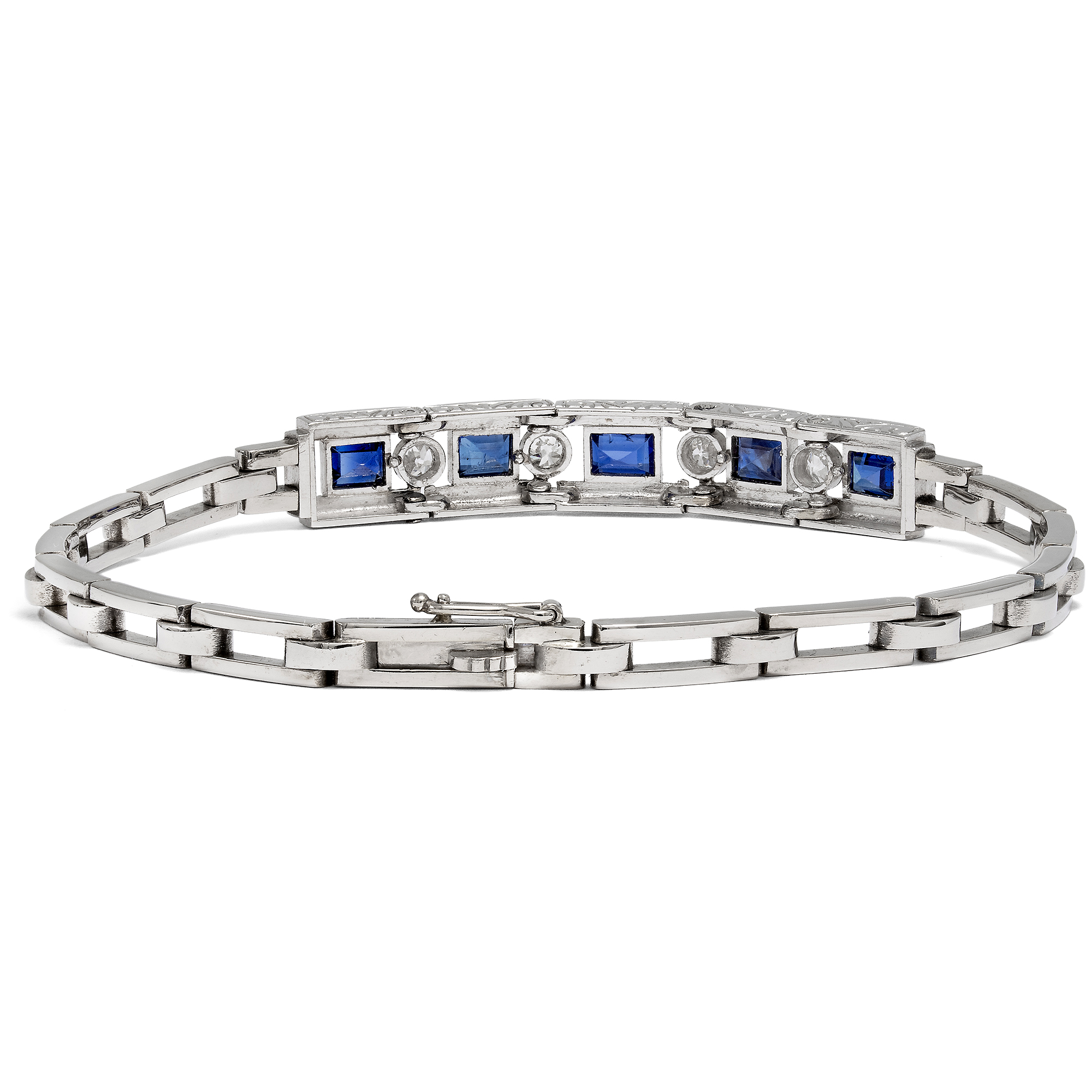 Armband aus Weißgold mit Saphiren und Diamanten, Hugo Strömdahl, Stockholm, datiert 1940 Armband aus Weißgold mit Saphiren und Diamanten, Hugo Strömdahl, Stockholm, datiert 1940