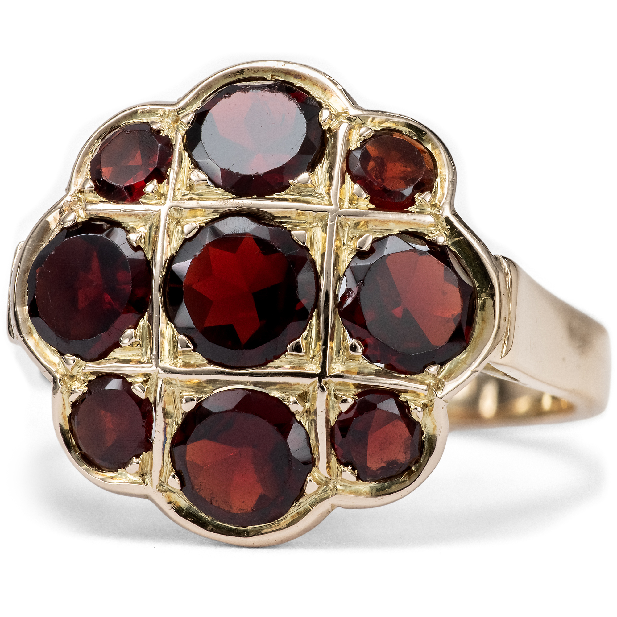 Feiner vintage Ring mit Granaten in Gelbgold, um 1975 Feiner vintage Ring mit Granaten in Gelbgold, um 1975